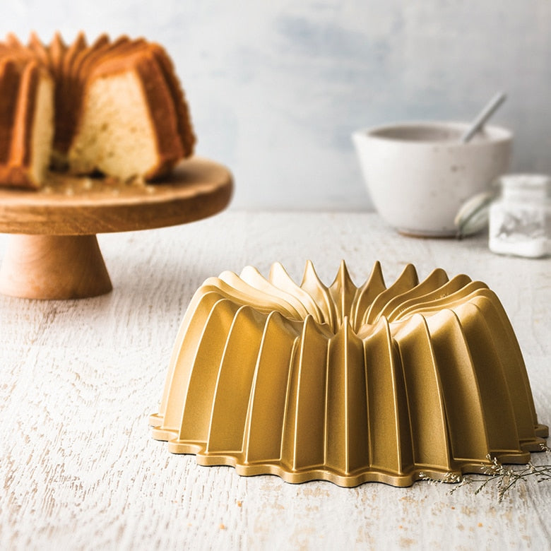 Tavola - Create that perfect summer treat with Nordic ware Classic Fluted Loaf  Pan!🍓 . . 📷 by @nm_meiyee #nordicware #cake #summertreat  #nordicwareloafpan #tavolashop