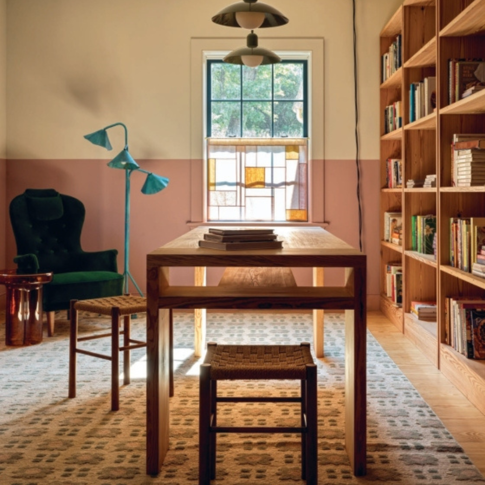 Distinctively American: Houses and Interiors by Hendricks Churchill