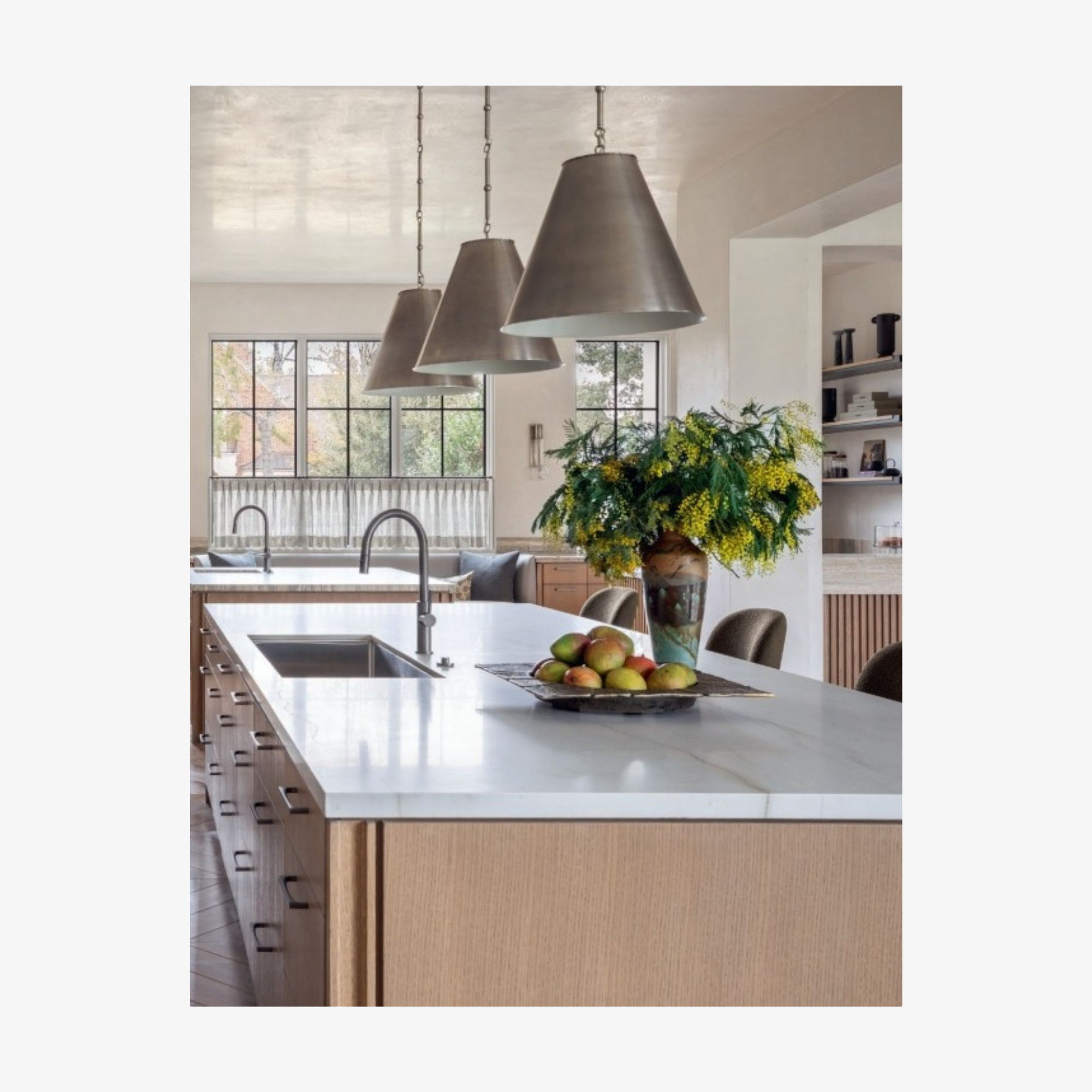 Refined Interiors: Timeless Homes for Modern Living