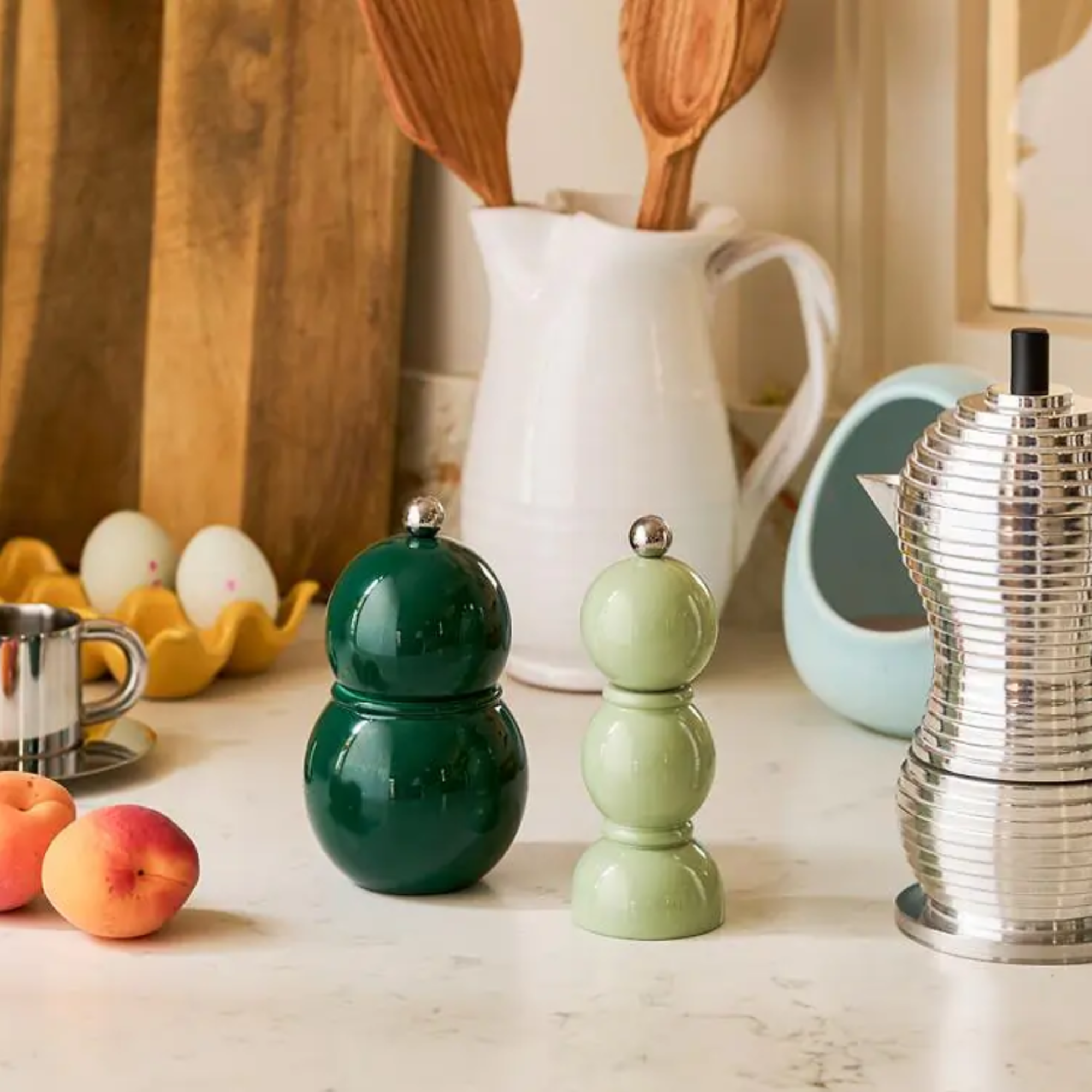 Lacquer Chubbie Salt or Pepper Grinder