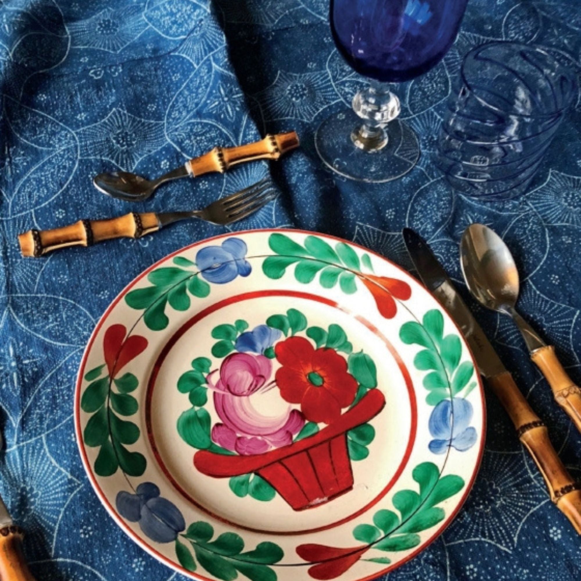 The World at Your Table: Inspiring Tabletop Designs