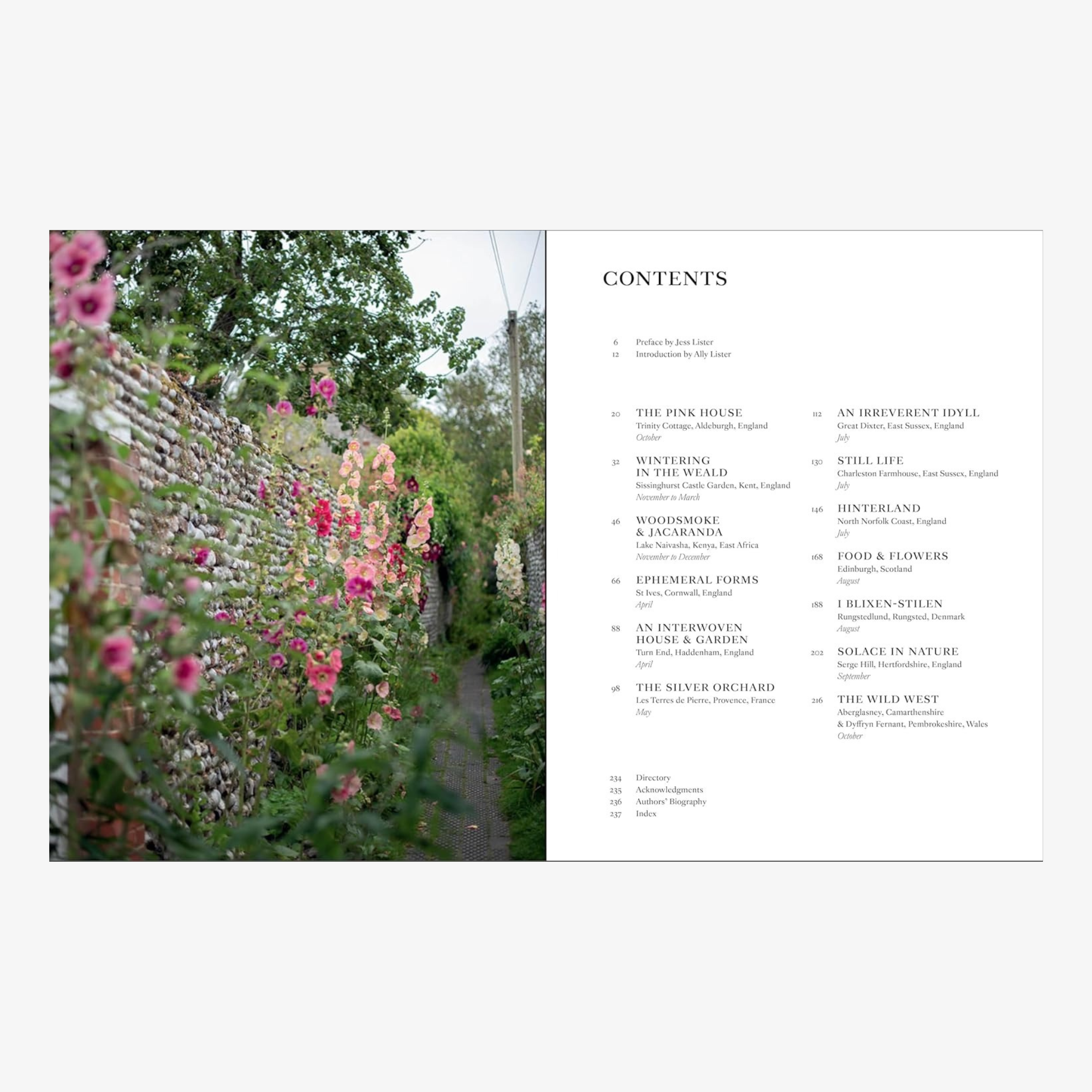 Naturalistic Flowers: A Year of Plants, Places, and People