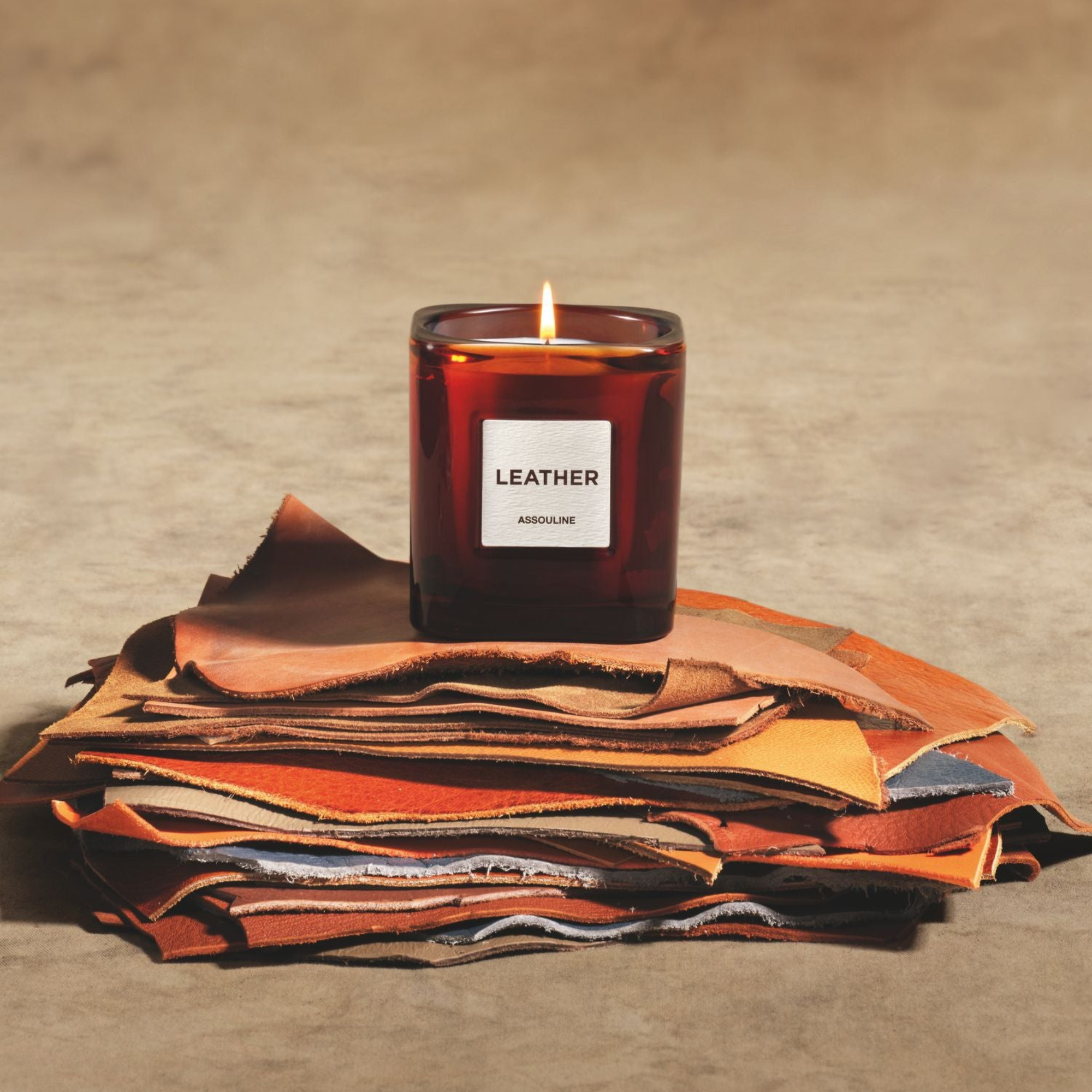 Library Candle - Leather
