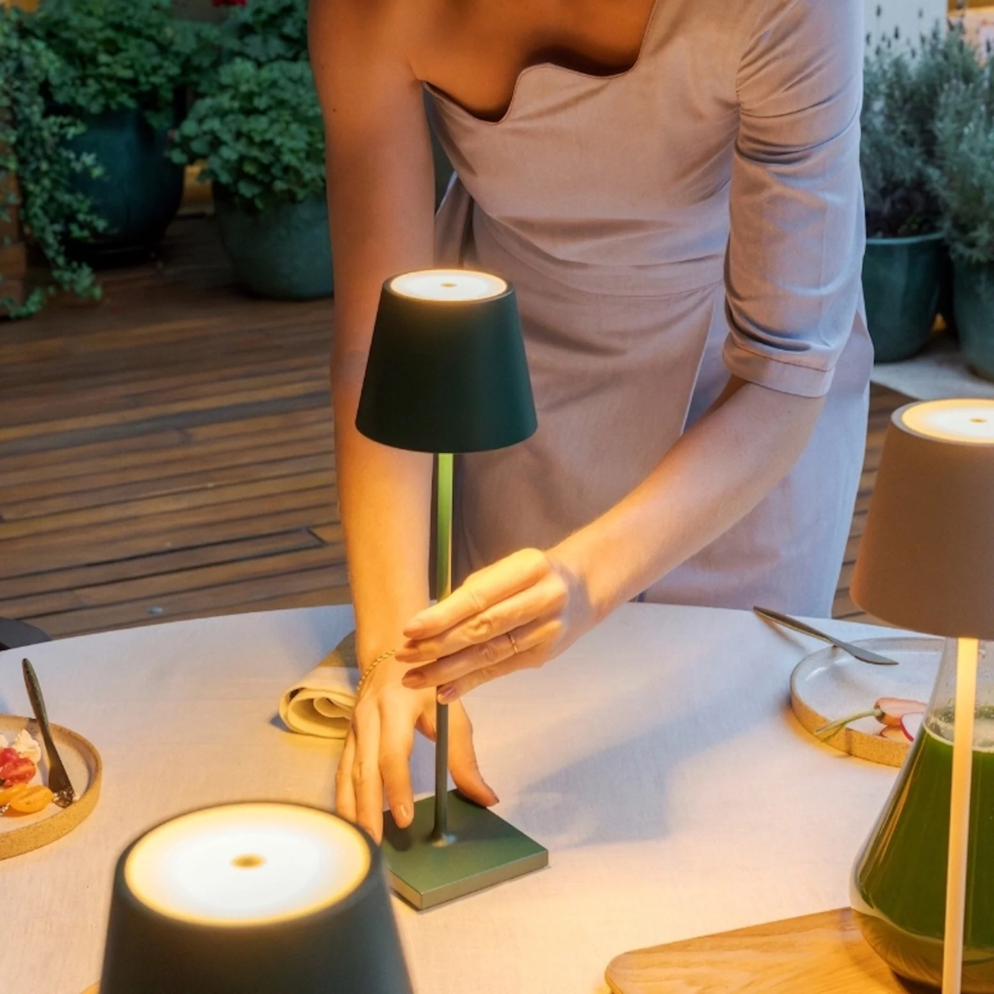 Poldina Pro Table Lamp