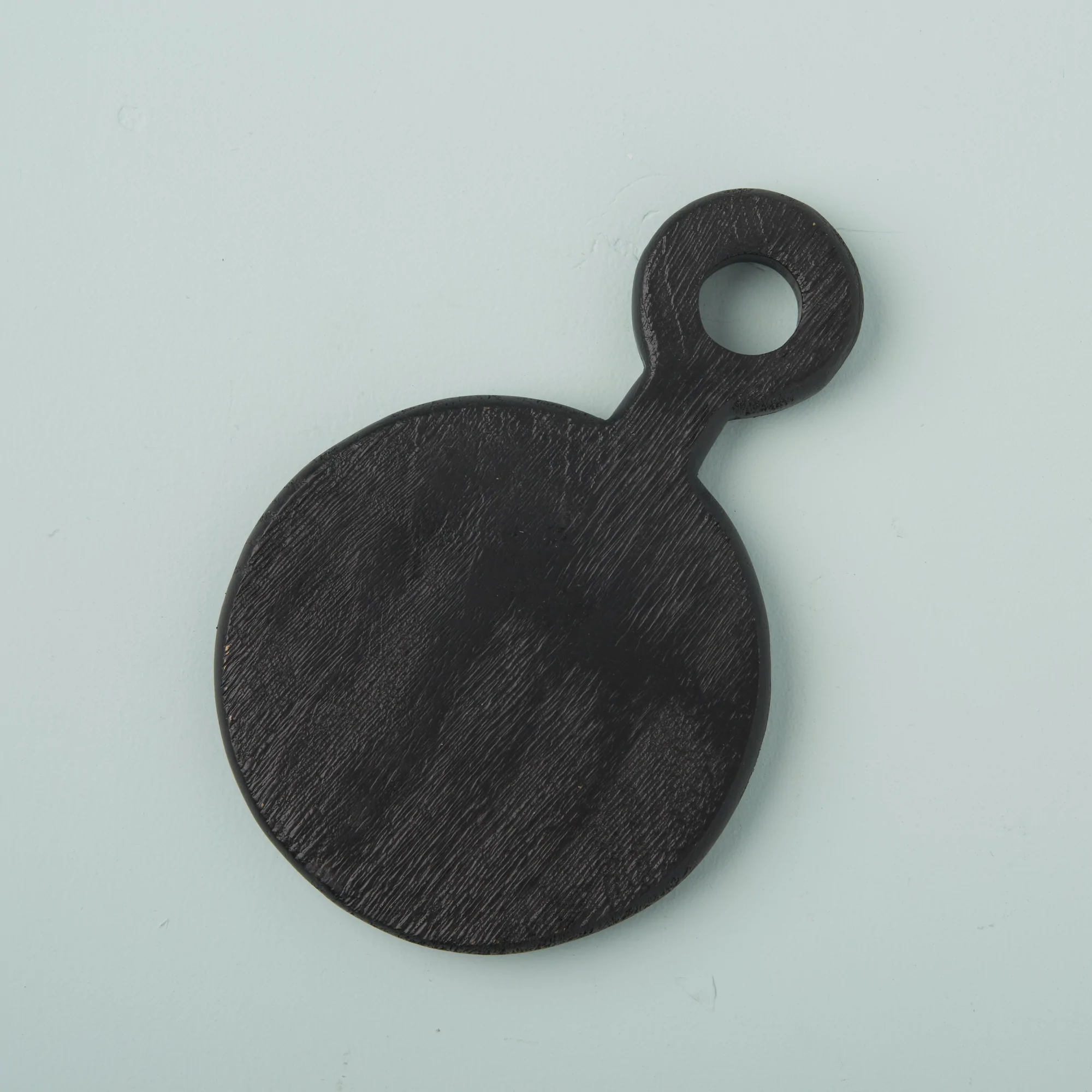 Arendal Round Board & Black Mango Wood Mini Square Board