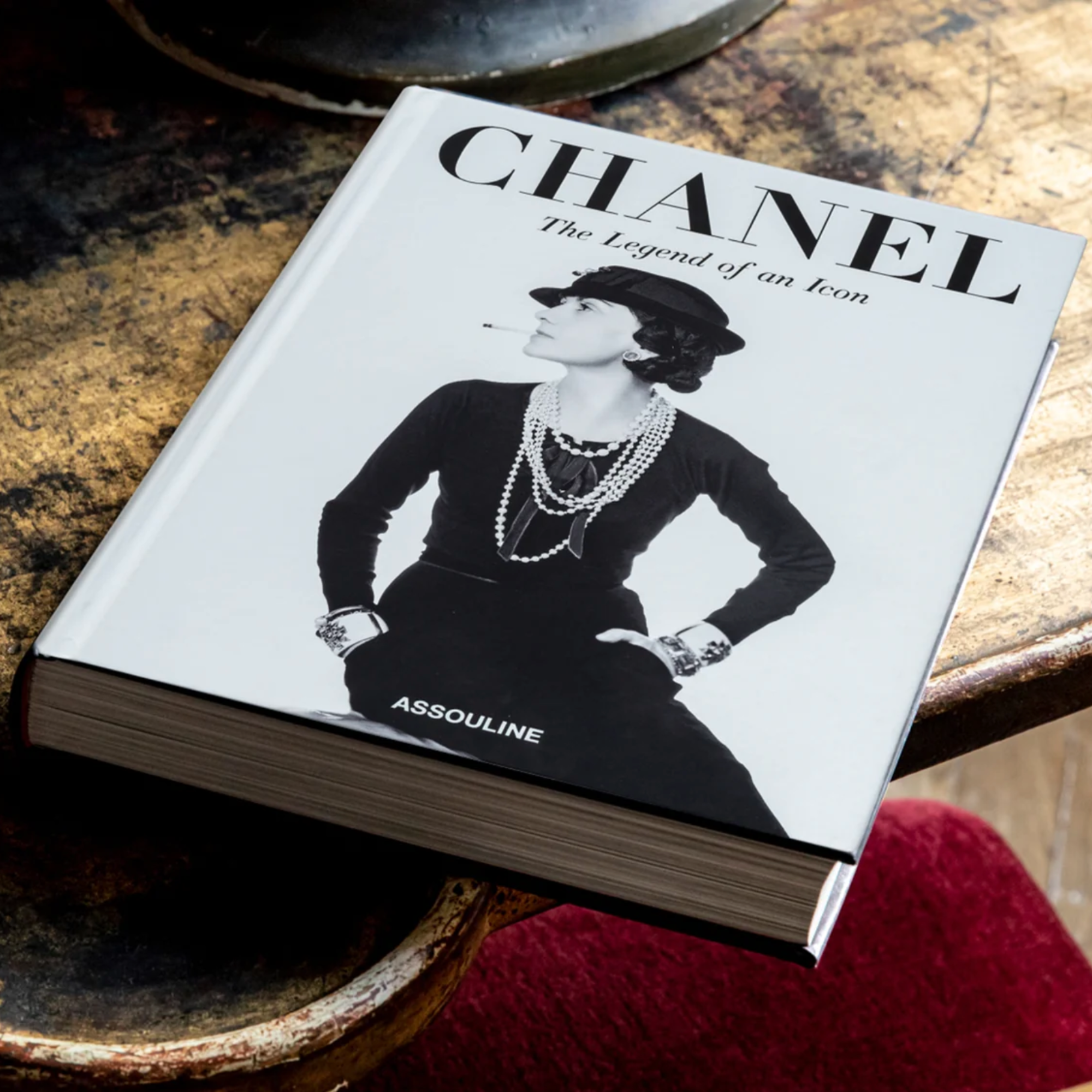Chanel: The Legend of an Icon, Classic Edition | Maison & Tavola