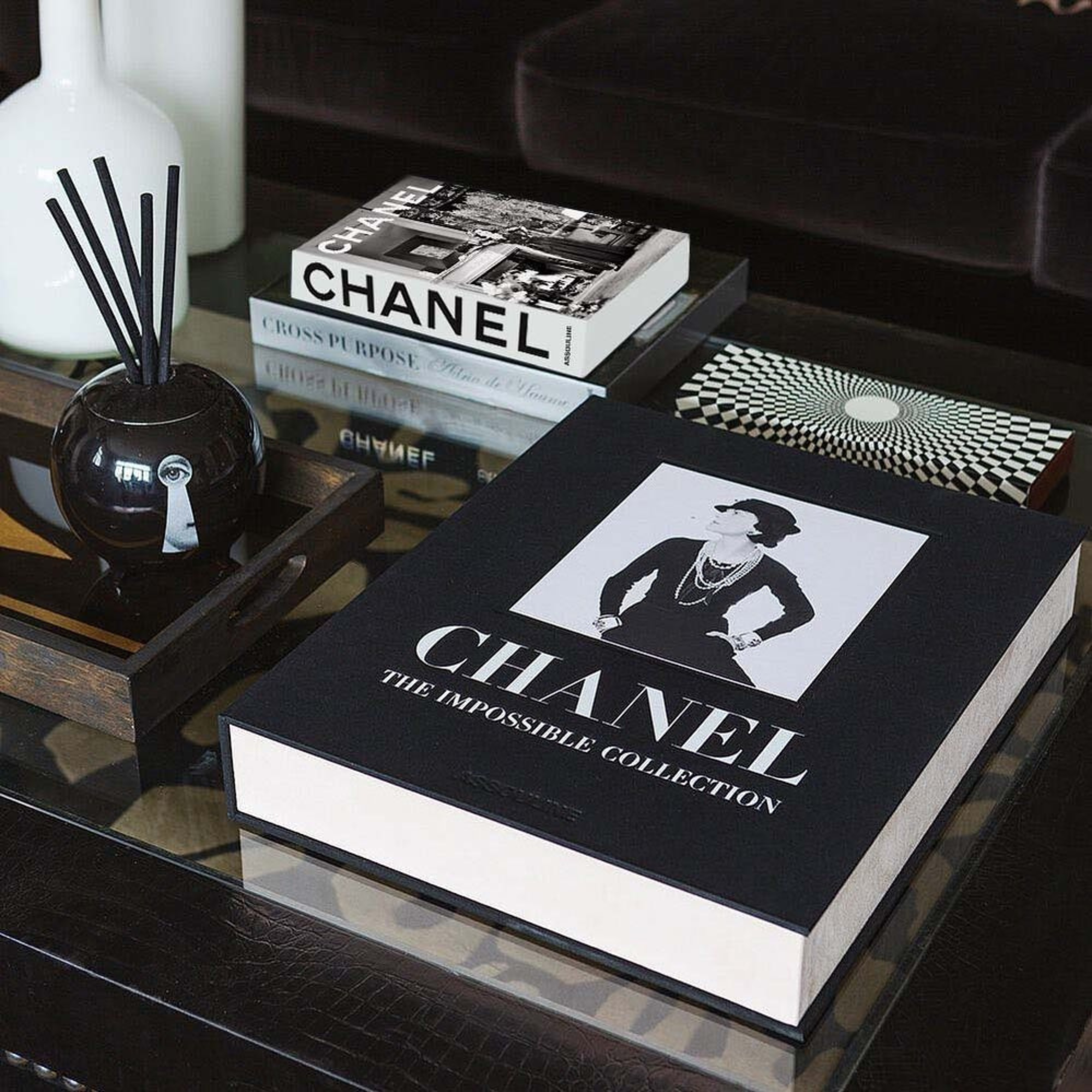 Chanel: The Impossible Collection by Alexander Fury | Maison & Tavola Chanel: The Impossible Collection by Alexander Fury | Maison & Tavola