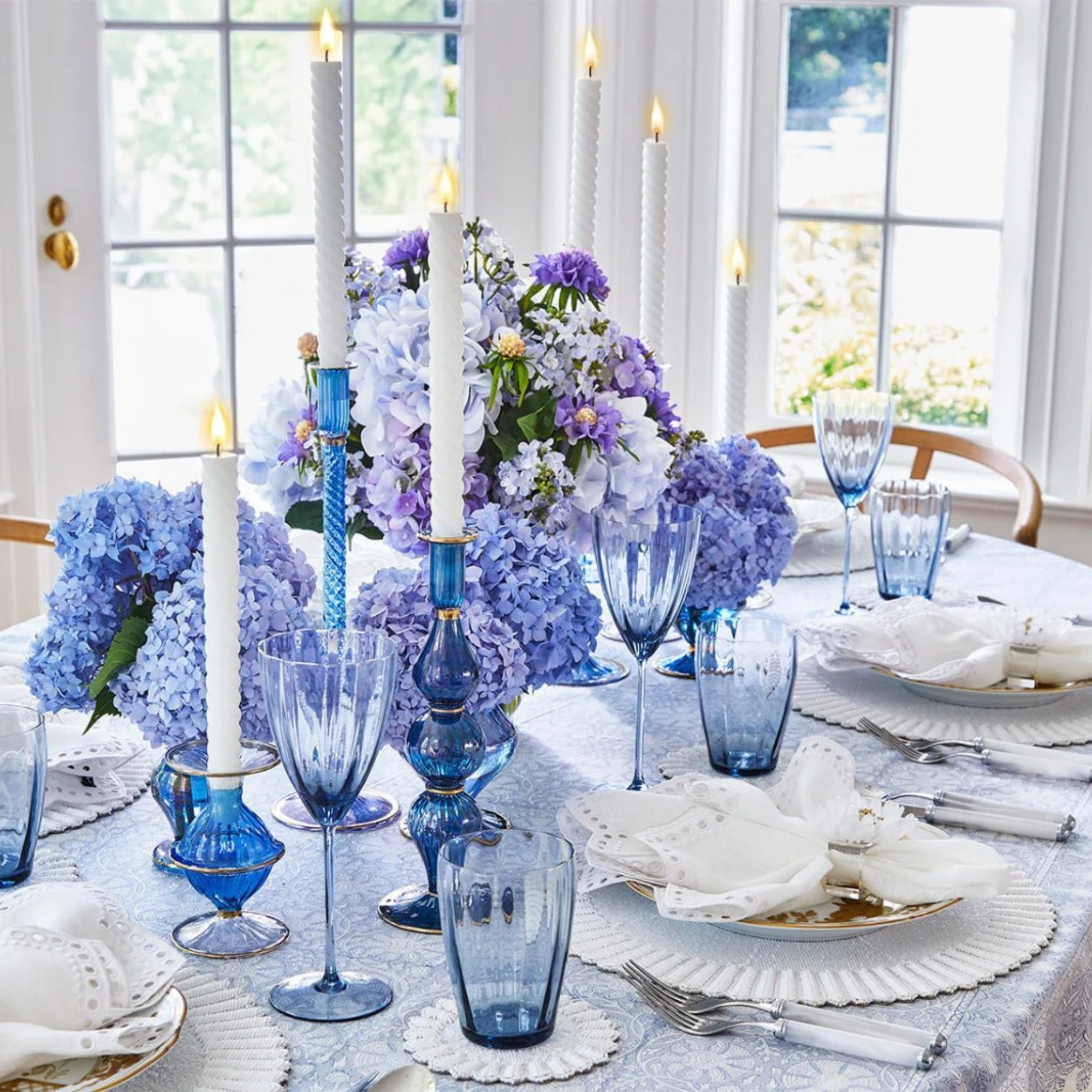 Cosmos Napkin Ring in White & Gold - Set of 4