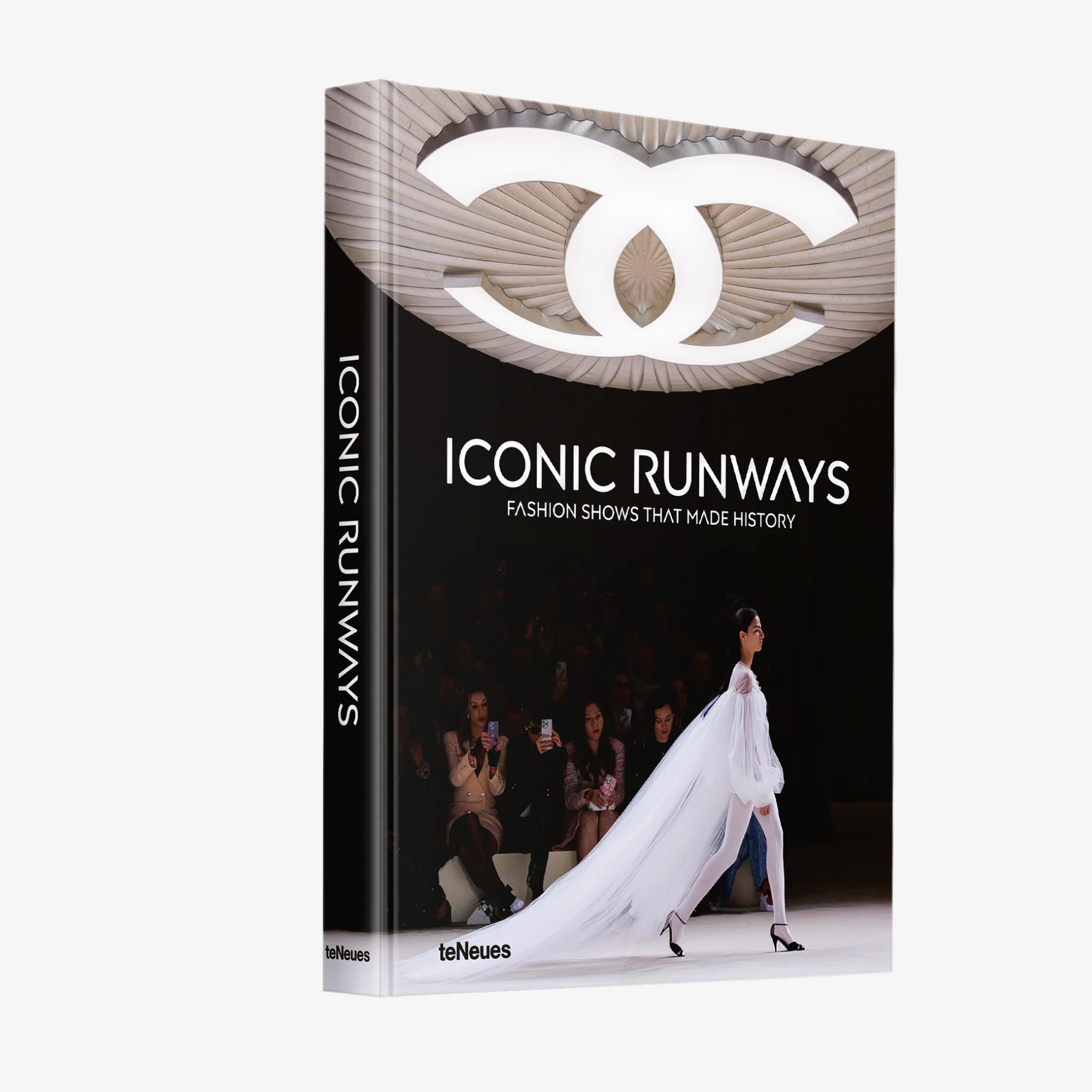 Iconic Runways: Fashion Shows That Made History