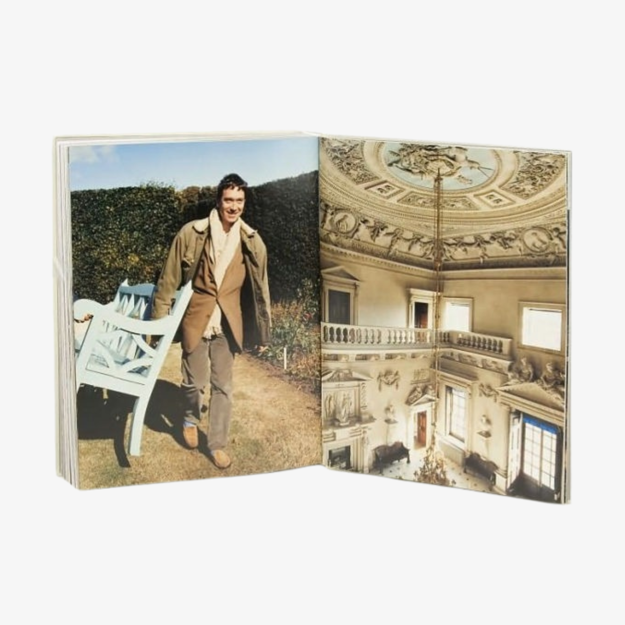 Vogue Living: Houses, Gardens, People, with a Foreword by Calvin Klein