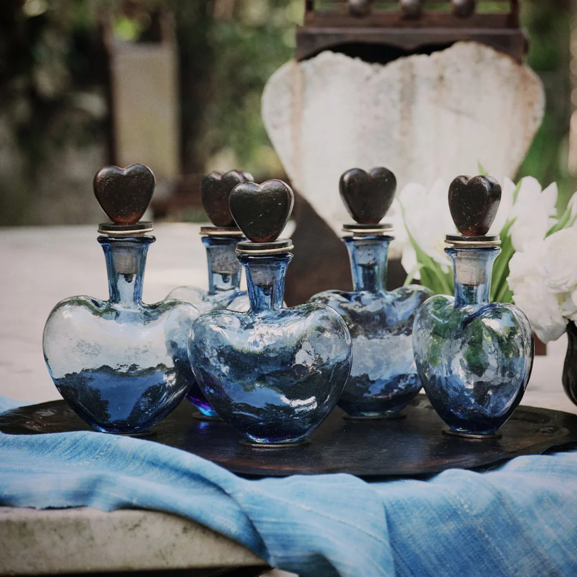 Dos Corazones Heart Decanter in Azure