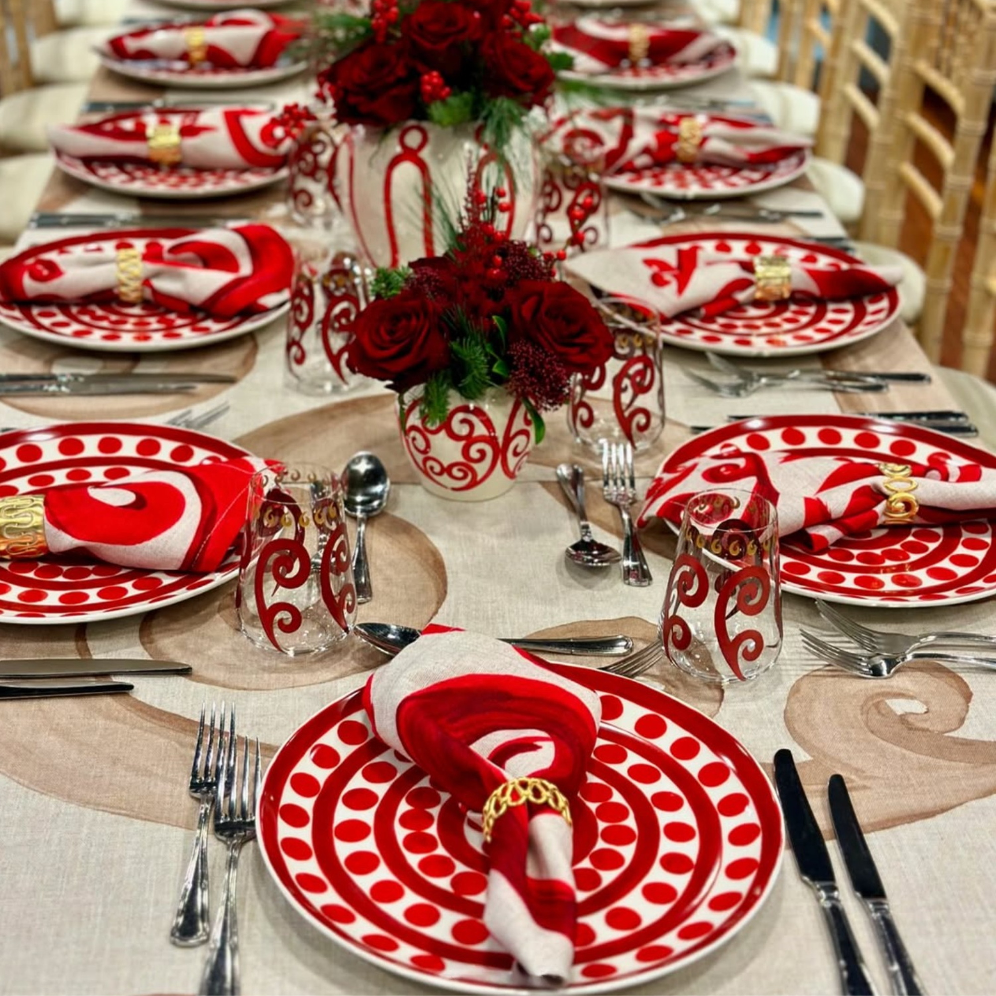 Athenee Peacock Beige Tablecloth