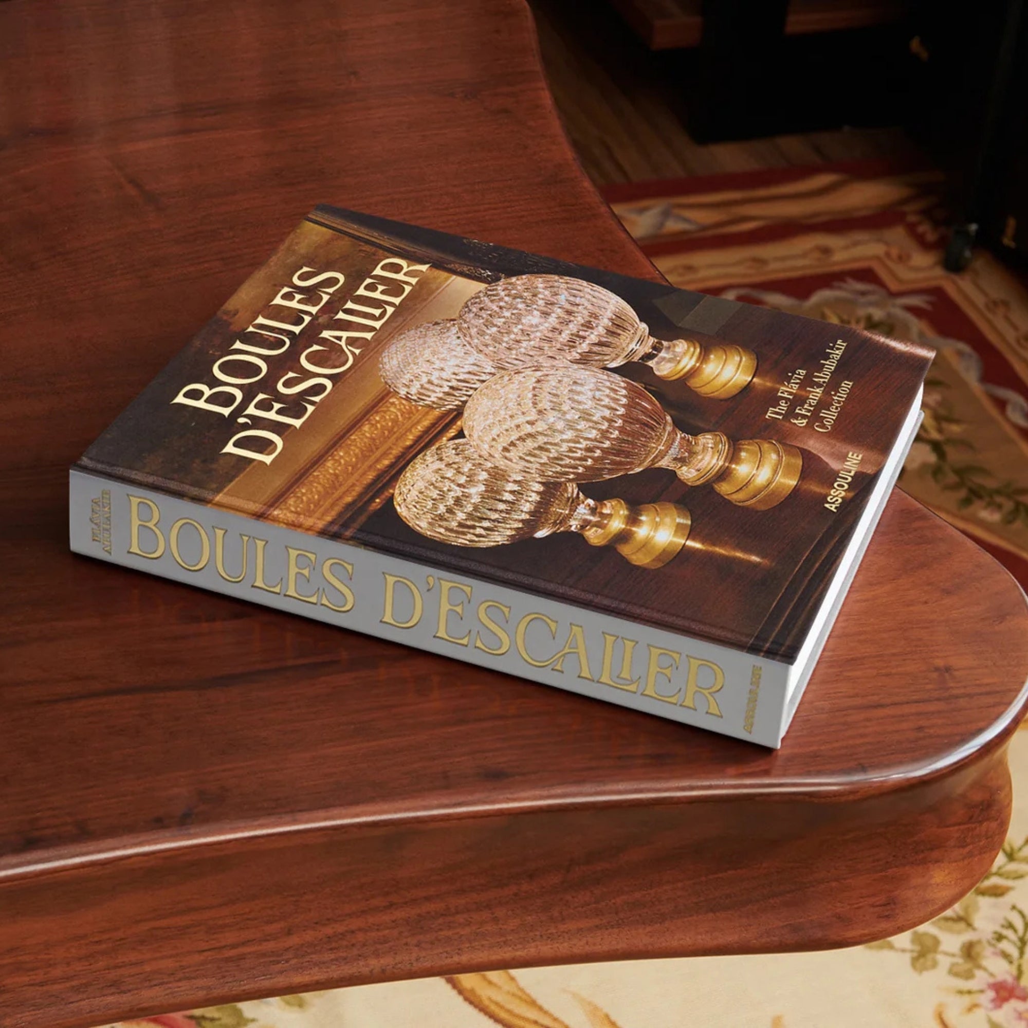 Boules d’Escalier: The Flávia & Frank Abubakir Collection