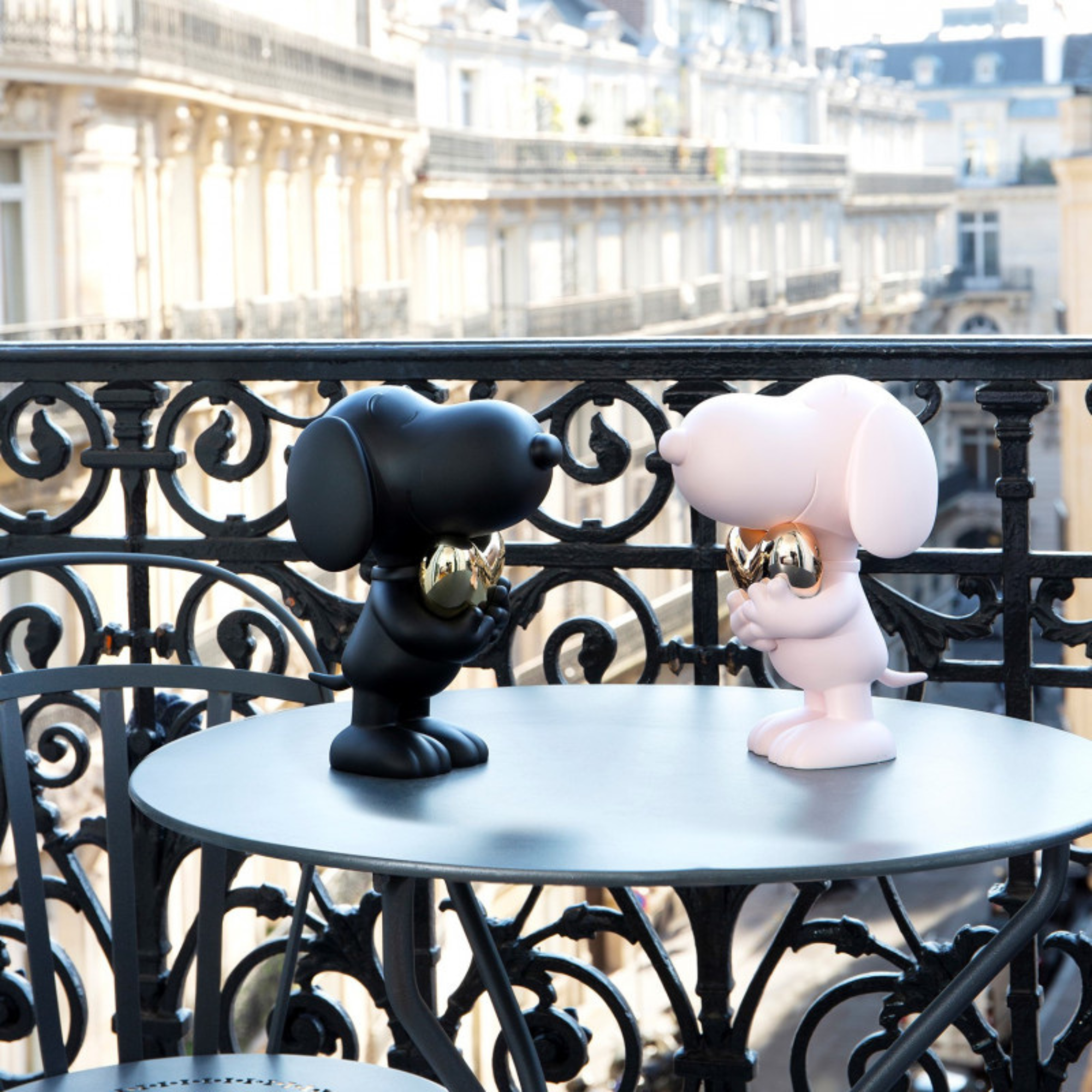 Snoopy Heart Sculpture in Matte Black with a Gold Heart | Maison