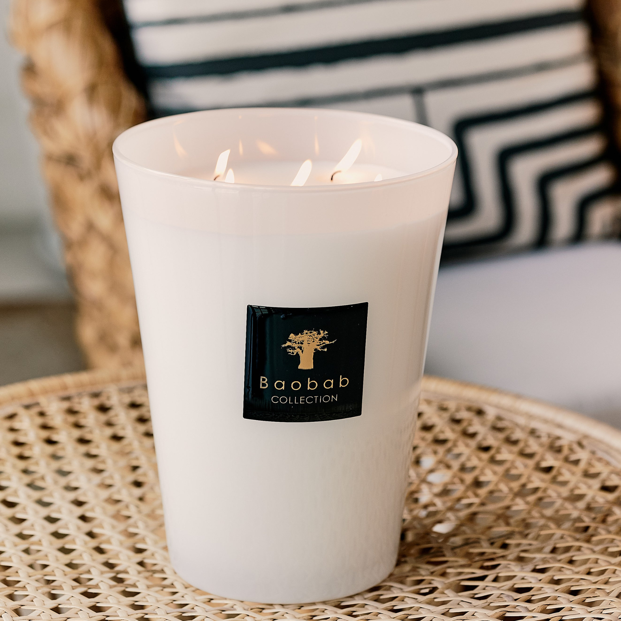 Pierre de Lune Scented Candle
