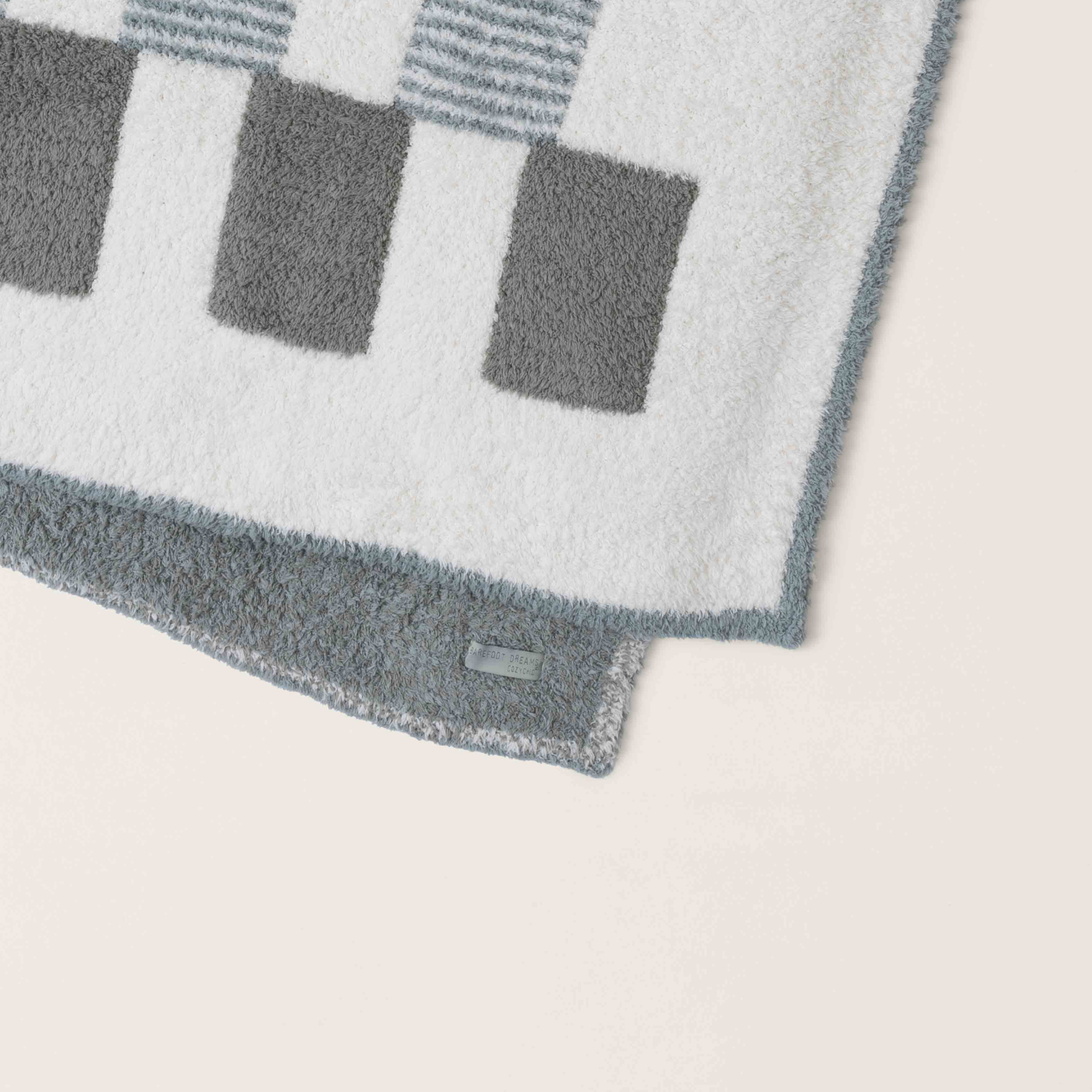 CozyChic Tile Check Throw