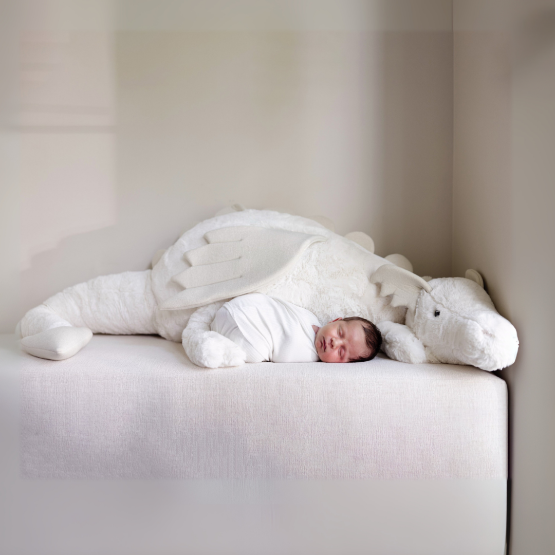 Snow Dragon - Gigantic