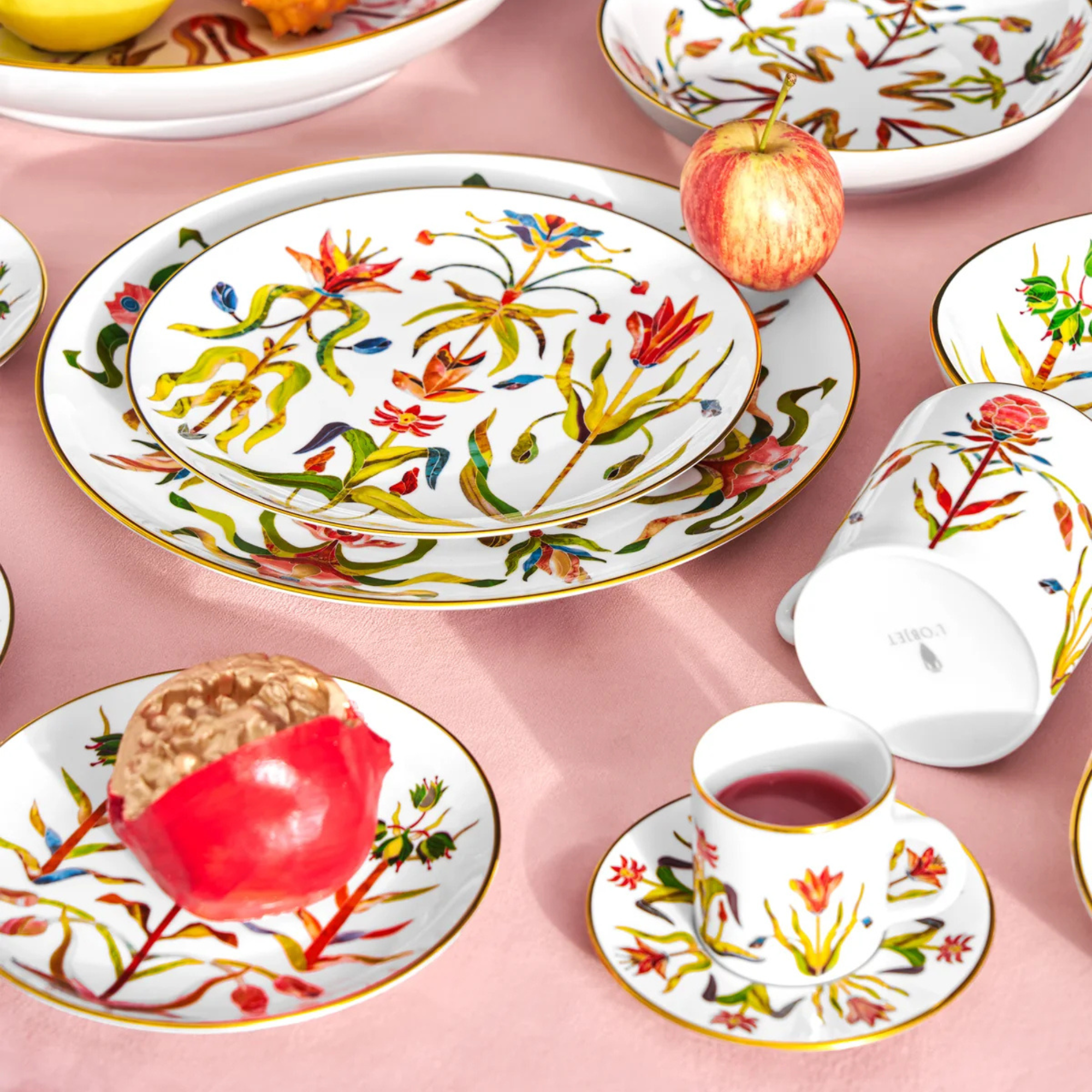 Grand Tour Dinner Plate
