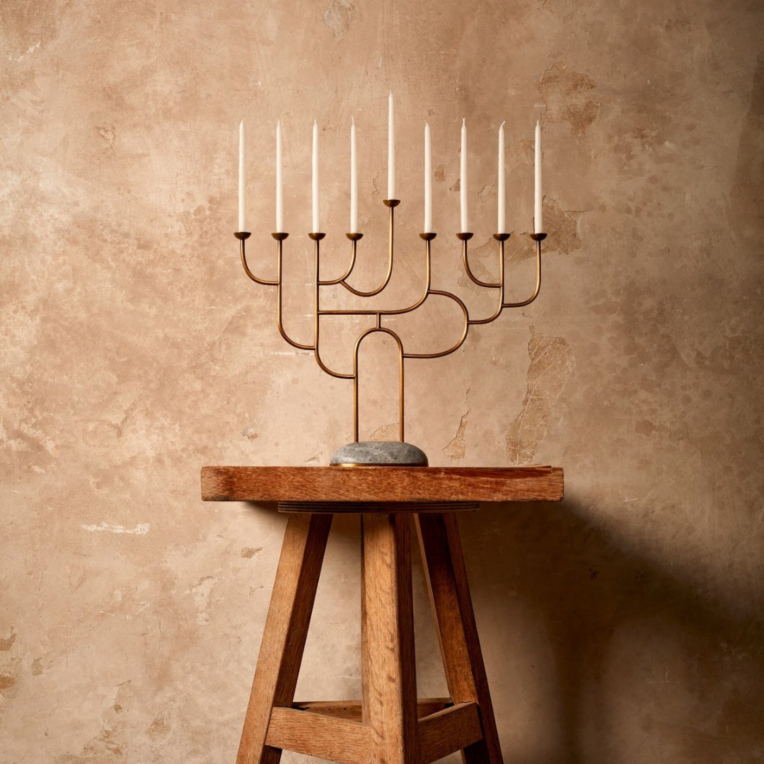 Rova Menorah