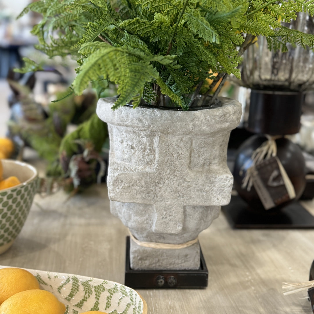 Flores y Fiestas Cross Vase