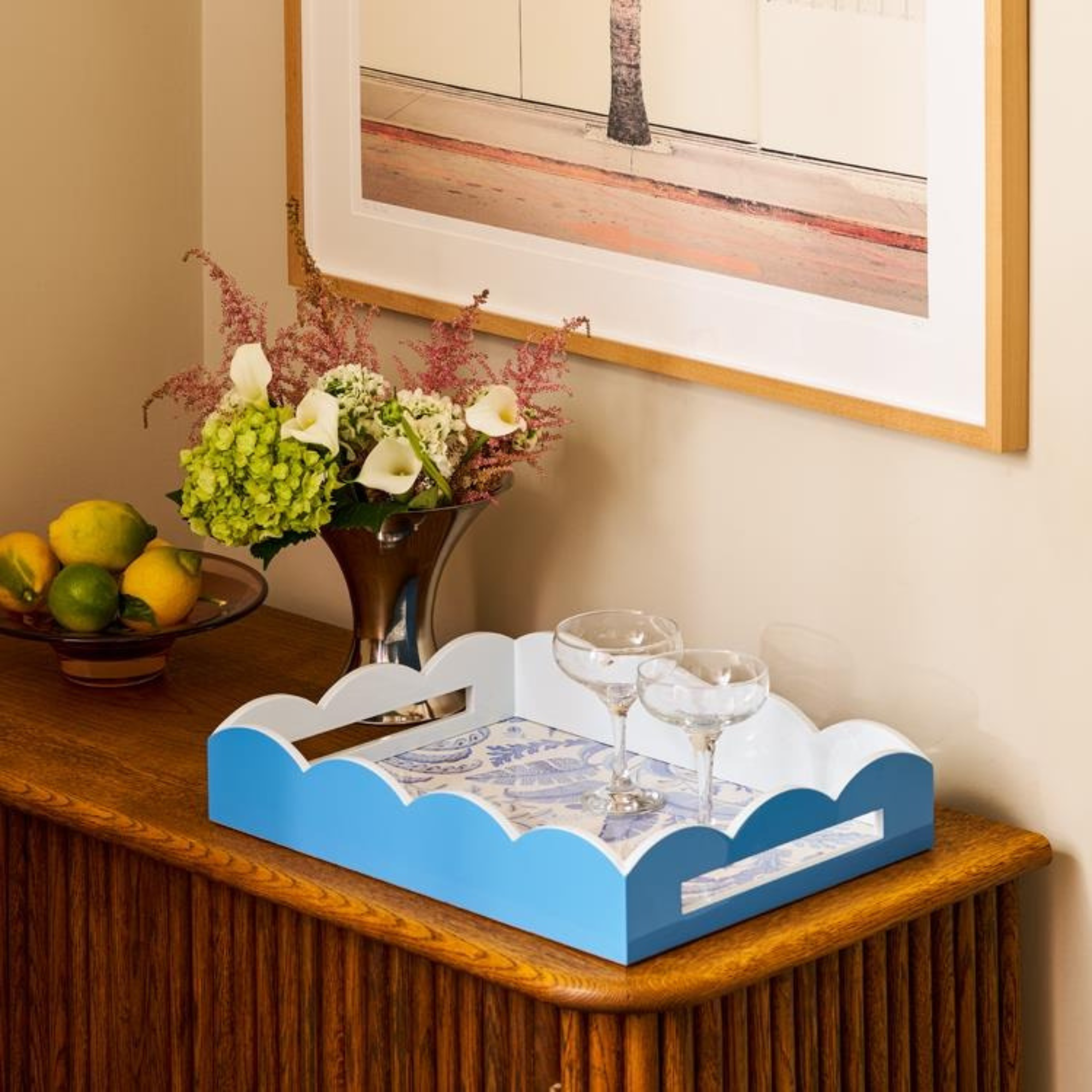 Palm Beach Lacquered Scallop Medium Tray