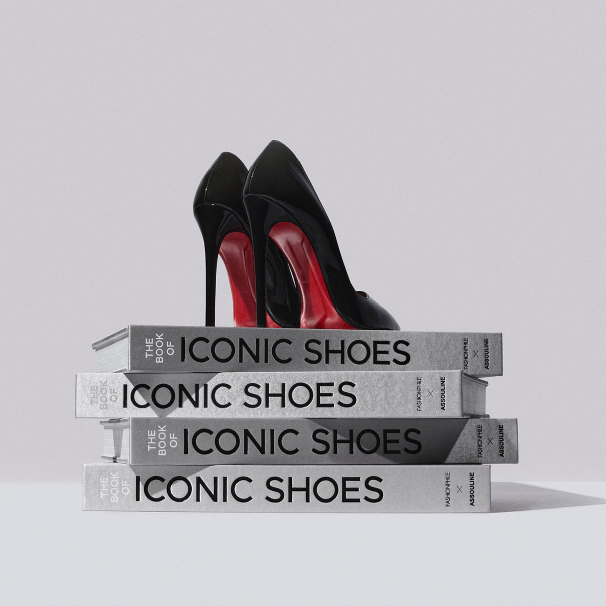 Fashionphile: The Book of Iconic Shoes
