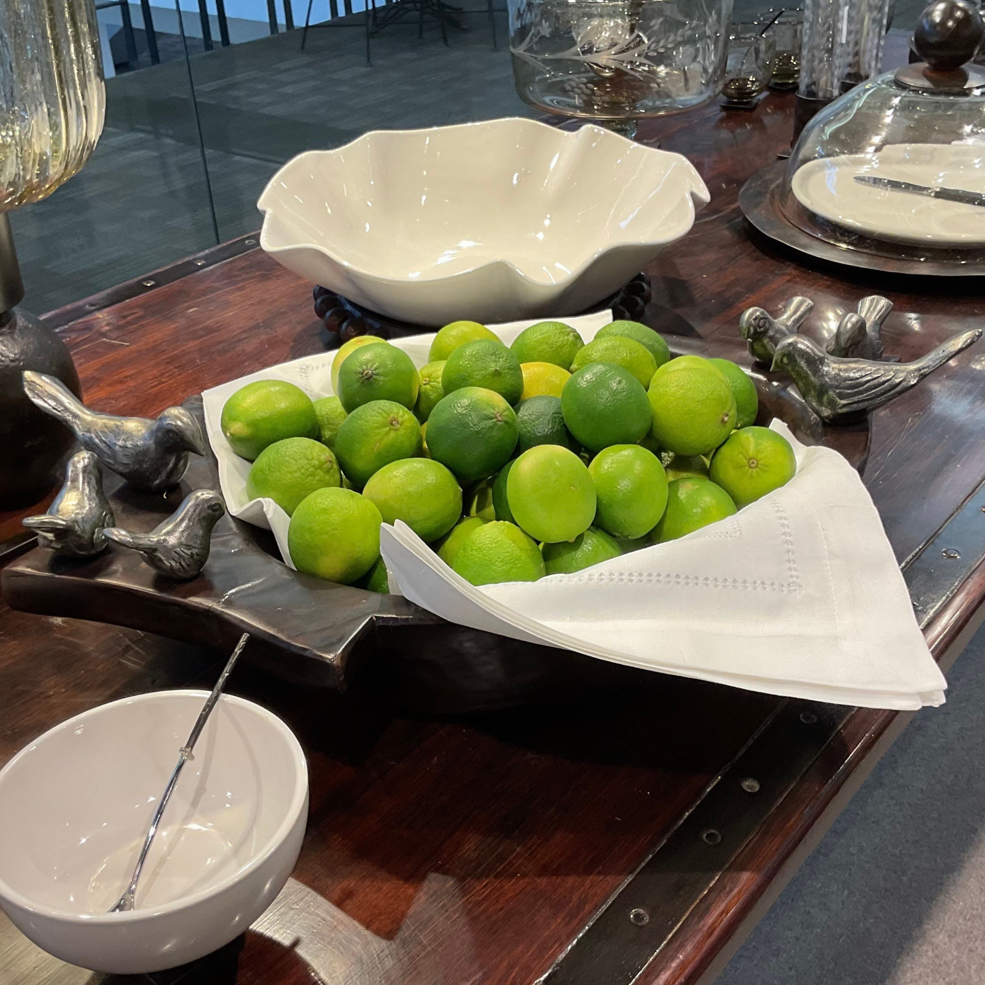 Familia D’ Seis Pajaros Bowl