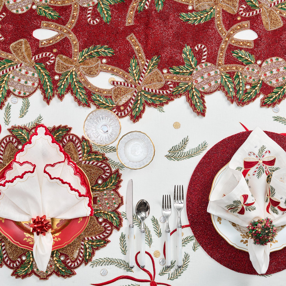 Candy Cane Bow Runner in Red, Green & Gold
