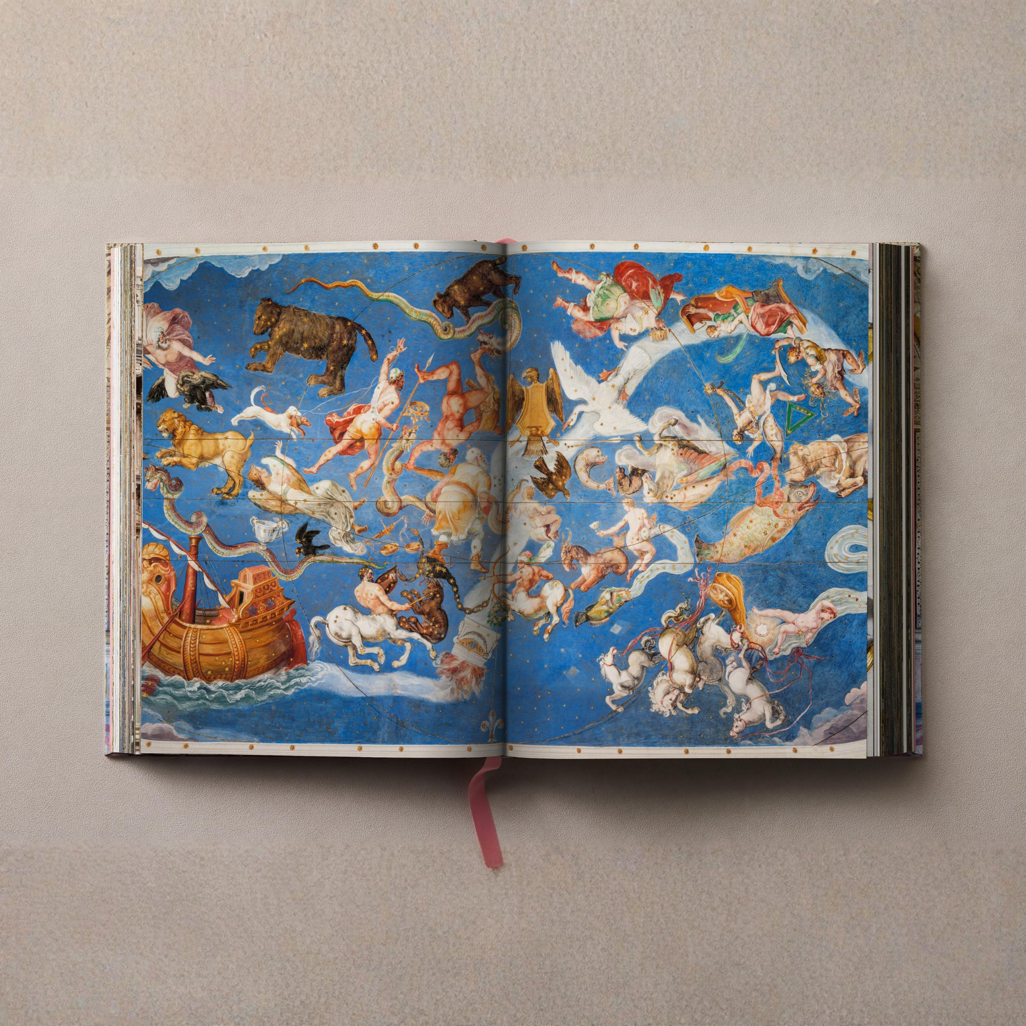 Massimo Listri. Italian Palaces