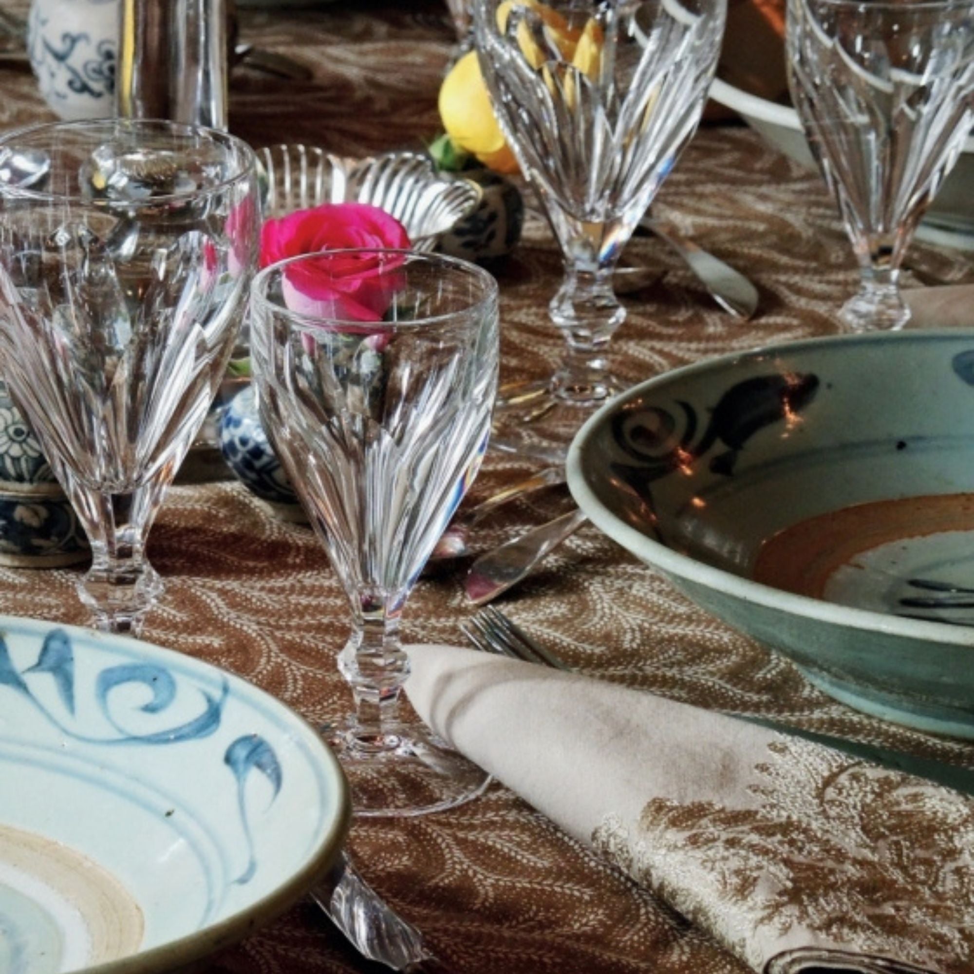 The World at Your Table: Inspiring Tabletop Designs