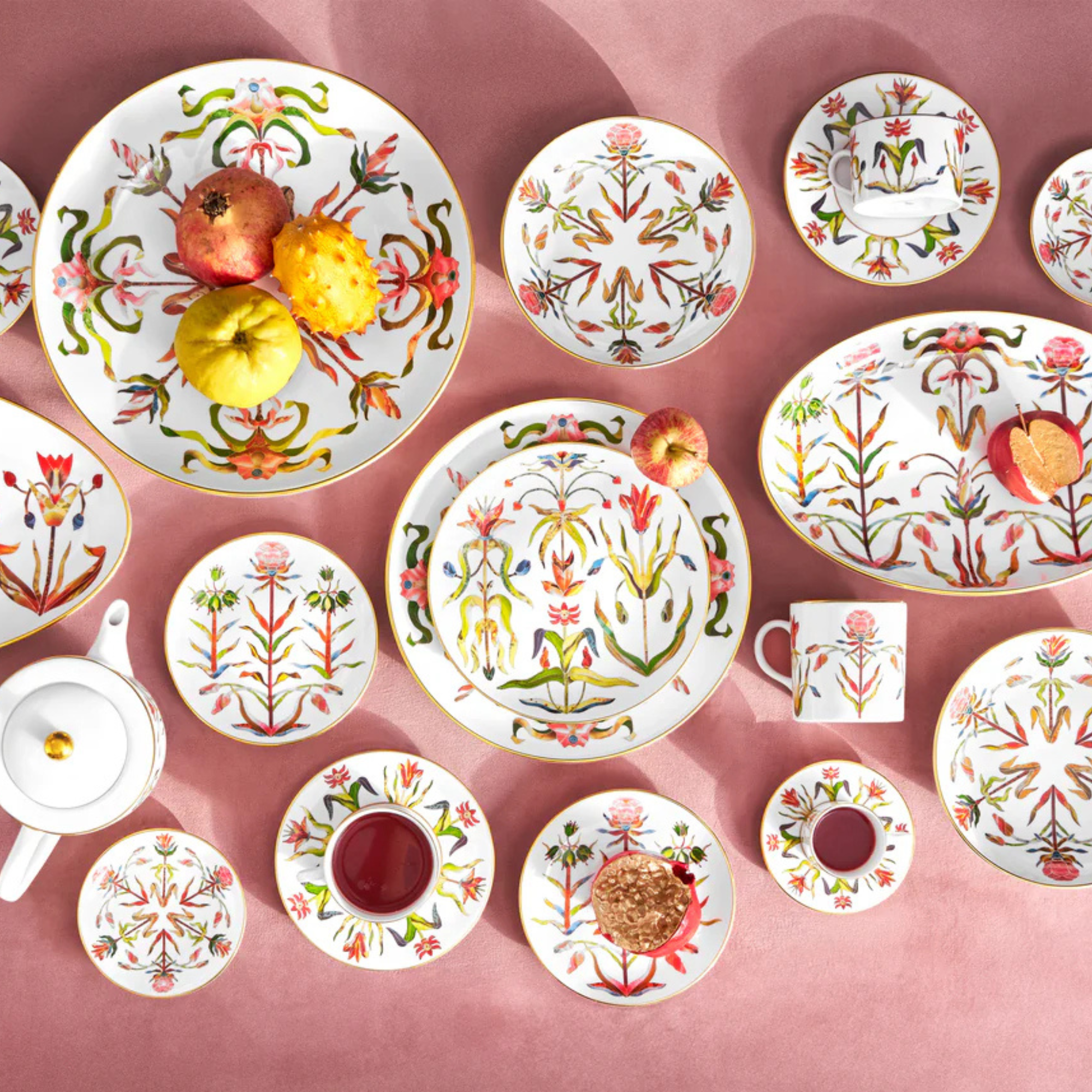 Grand Tour Dessert Plate
