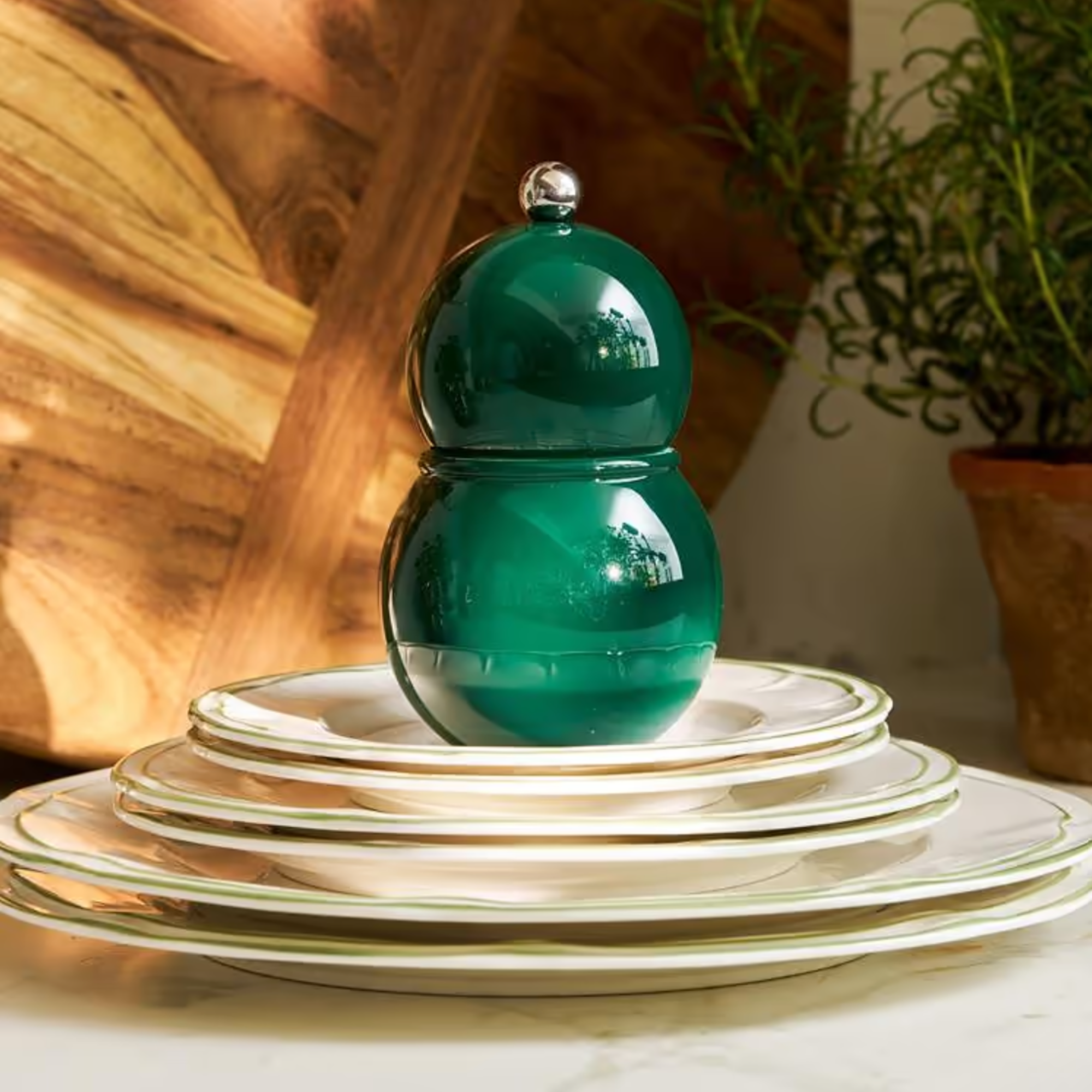 Lacquer Chubbie Salt or Pepper Grinder