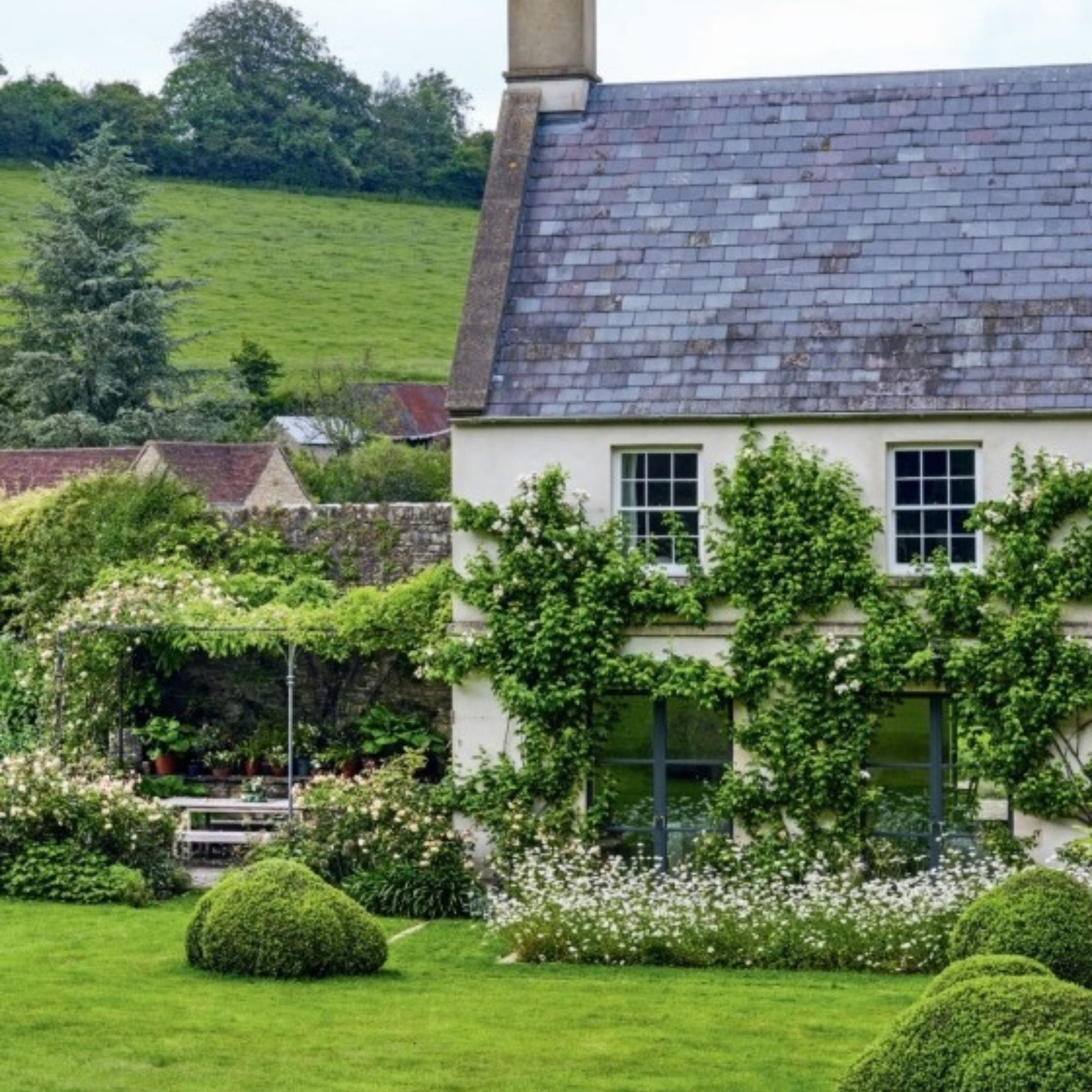 Gardens Illustrated: The New Beautiful: Inspiring Gardens for a Resilient Future