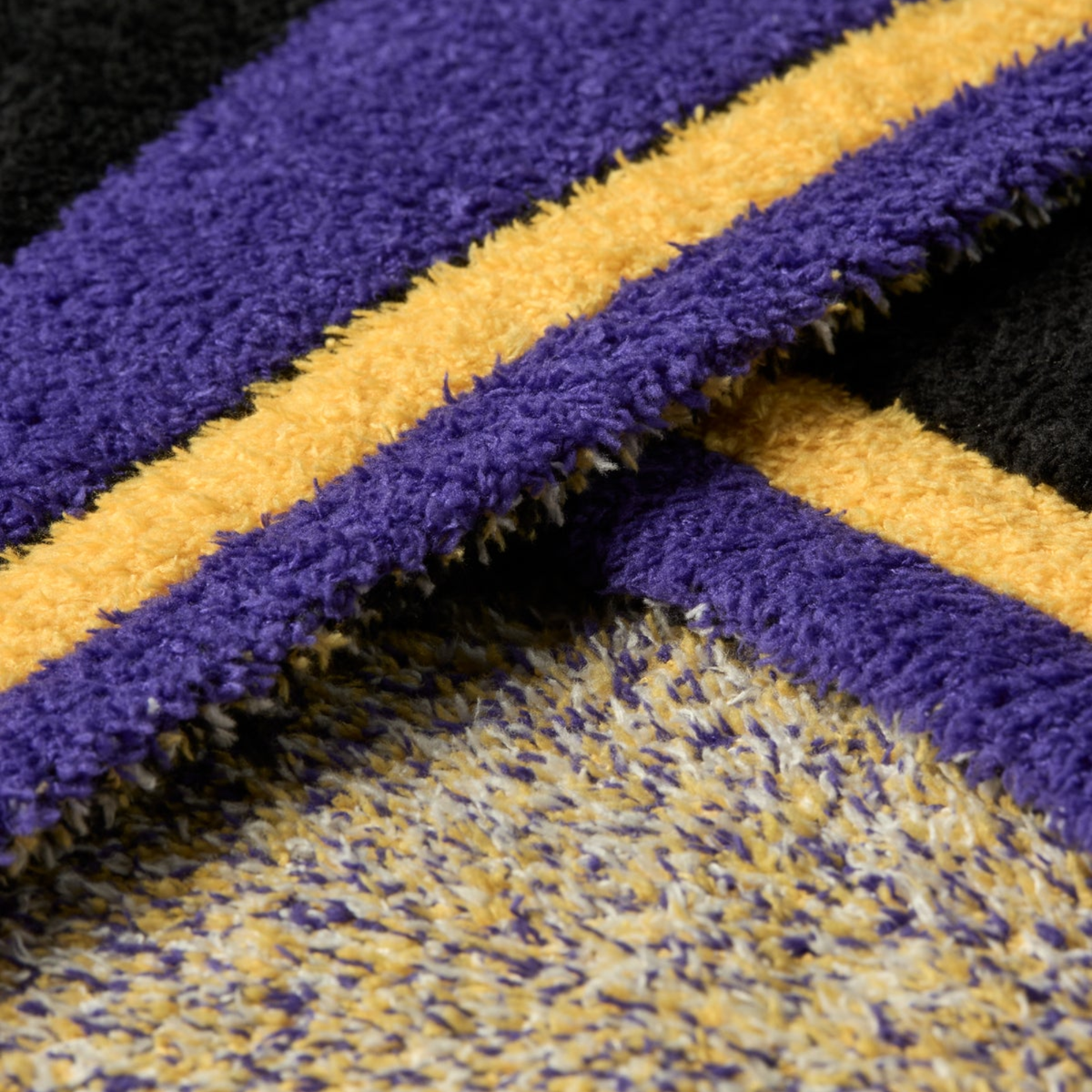 CozyChic Los Angeles Lakers Throw