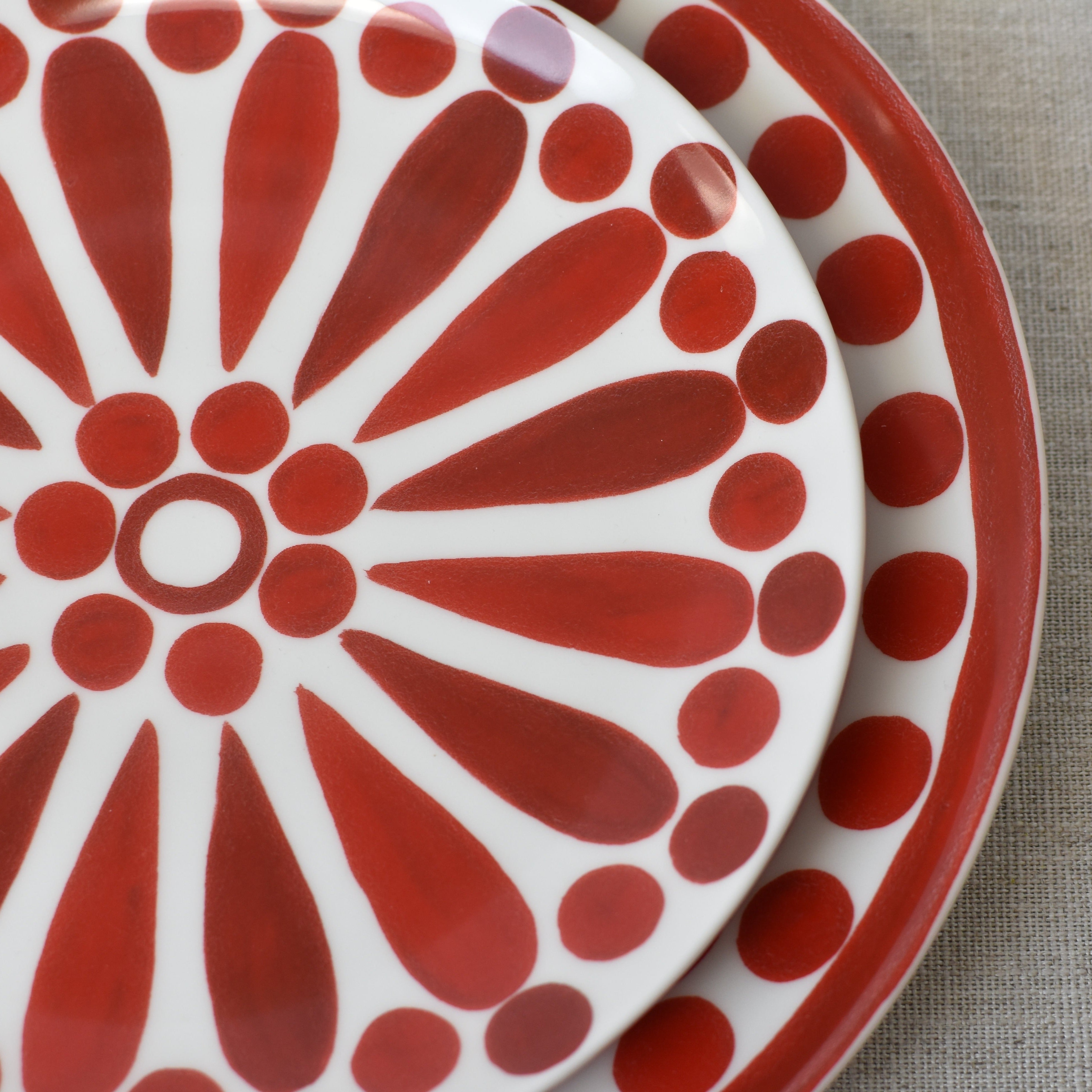 Helios Red Dinner Plate