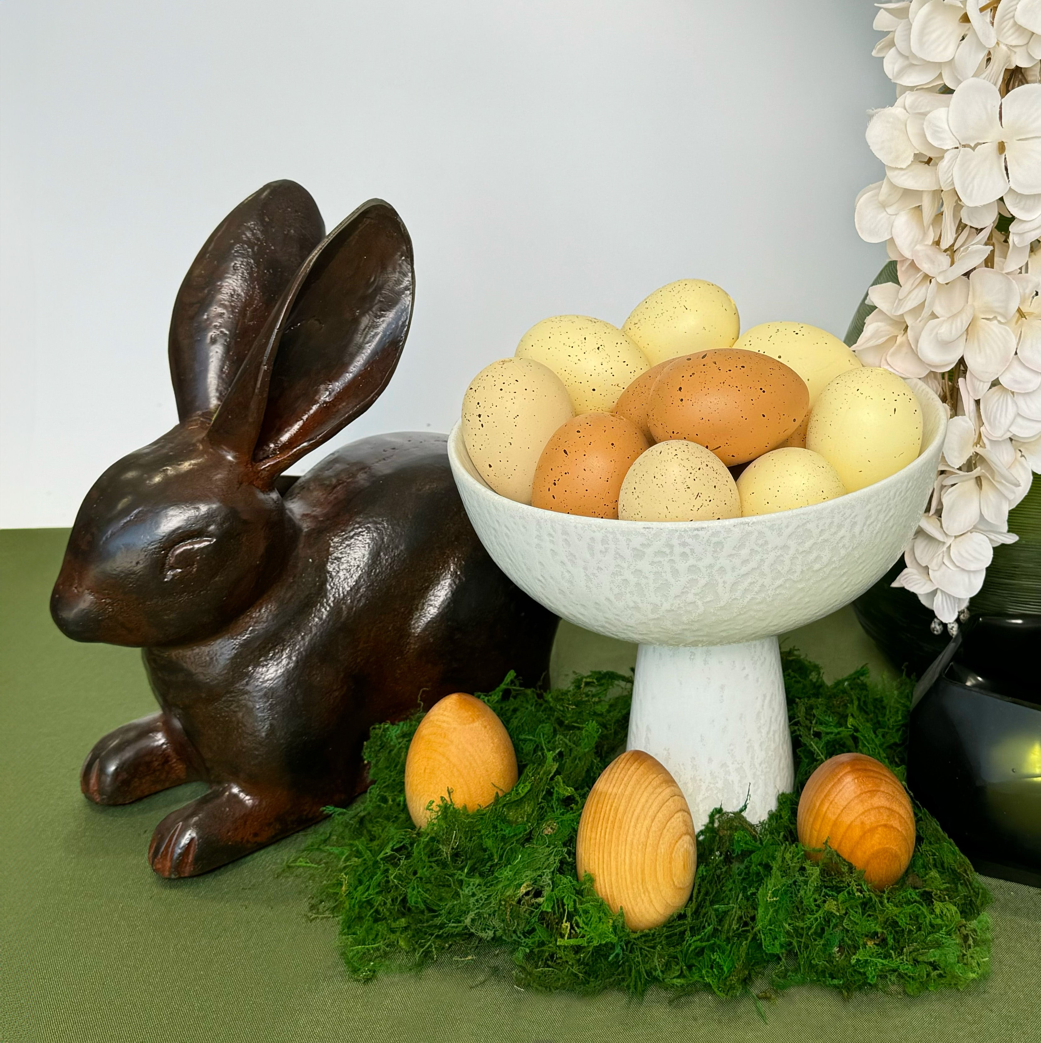 Liebre Rabbit Figure