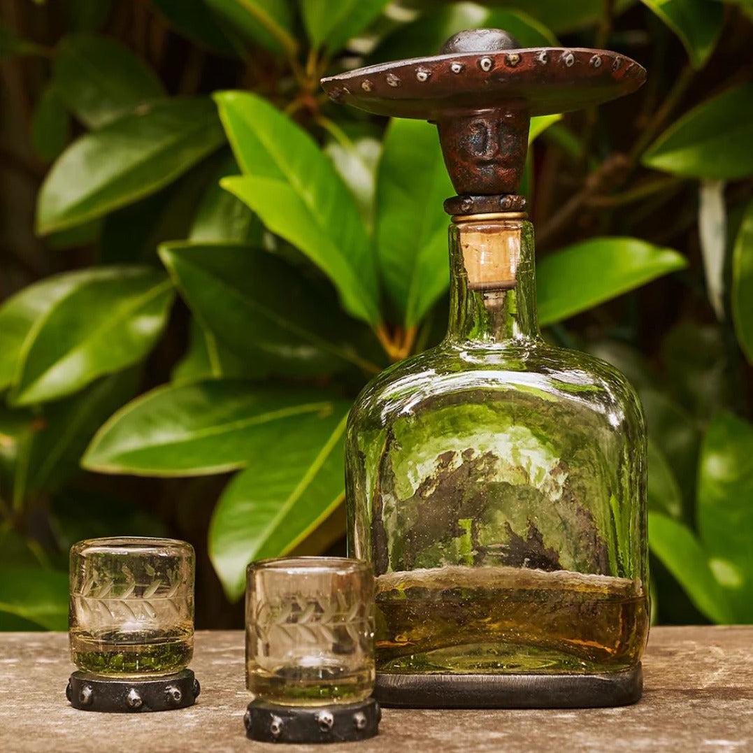 Tito Decanter with 2 Zackshot Glasses