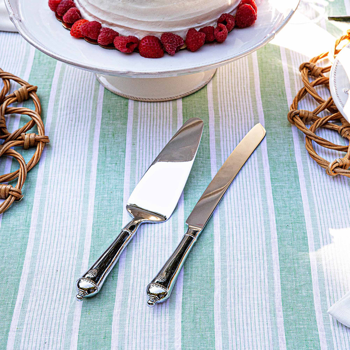 Berry & Thread Cake Knife and Server in Polished – Set of 2