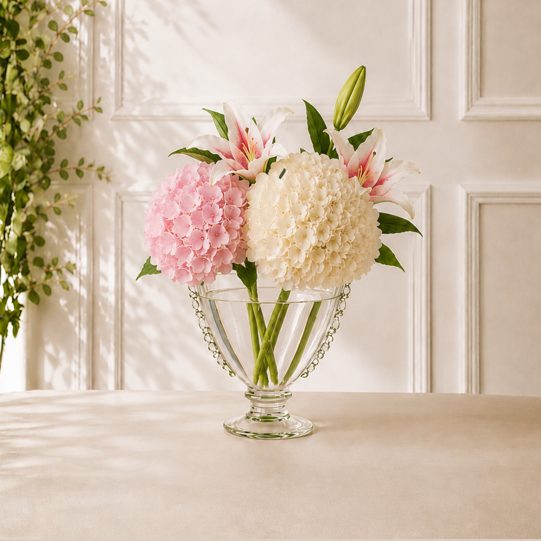 Harriet 9" Fan Vase