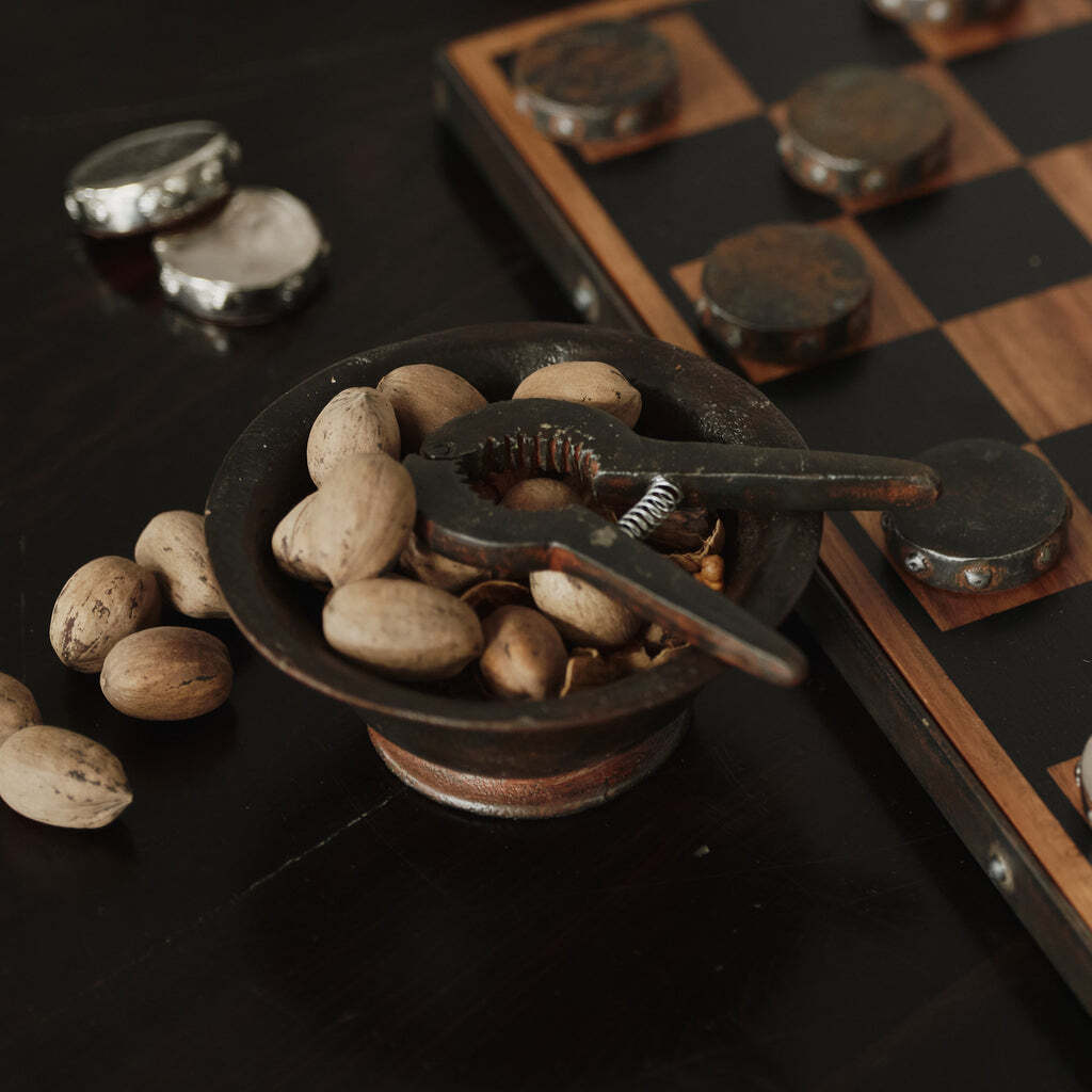Cascaras Bowl
