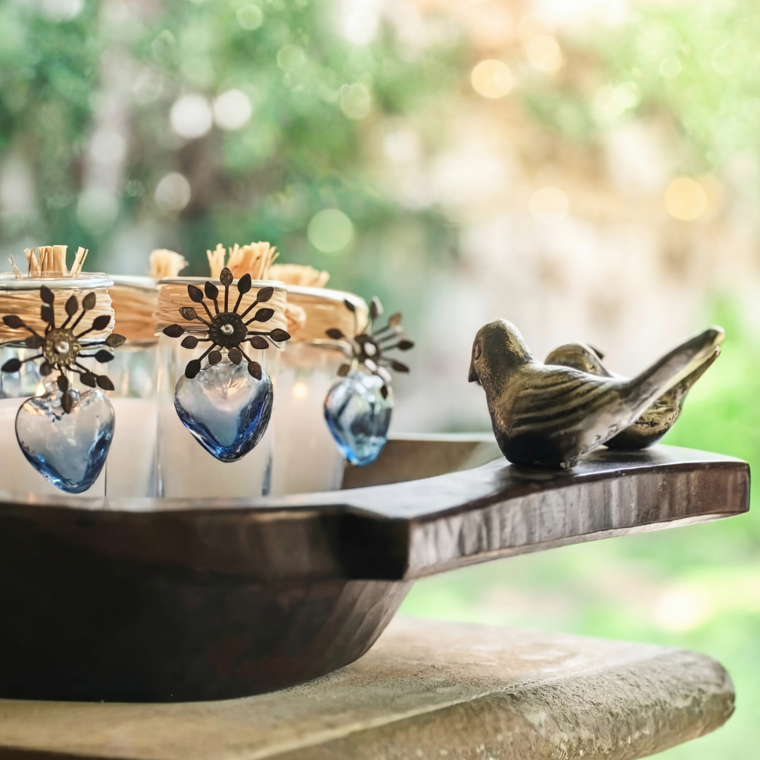 Familia D’ Seis Pajaros Bowl