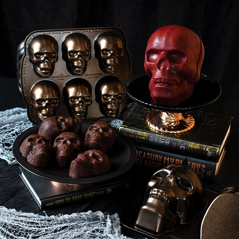 Haunted Skull Cake Pan