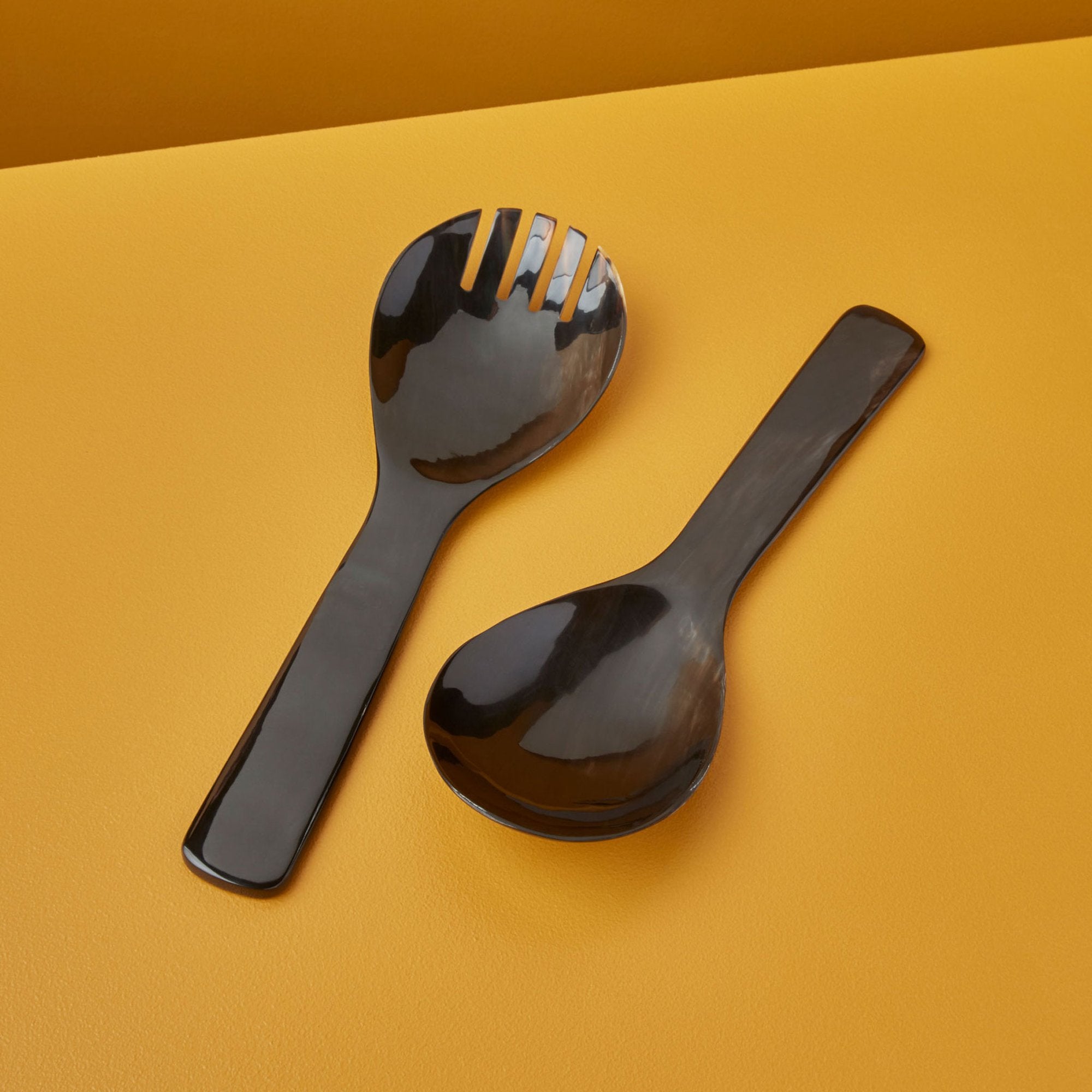 Extra Large Black Horn Serving Set