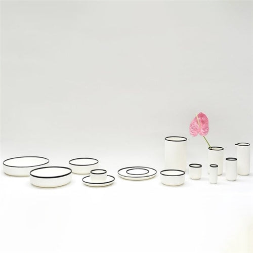 Ligne Large Platter - Black Rim