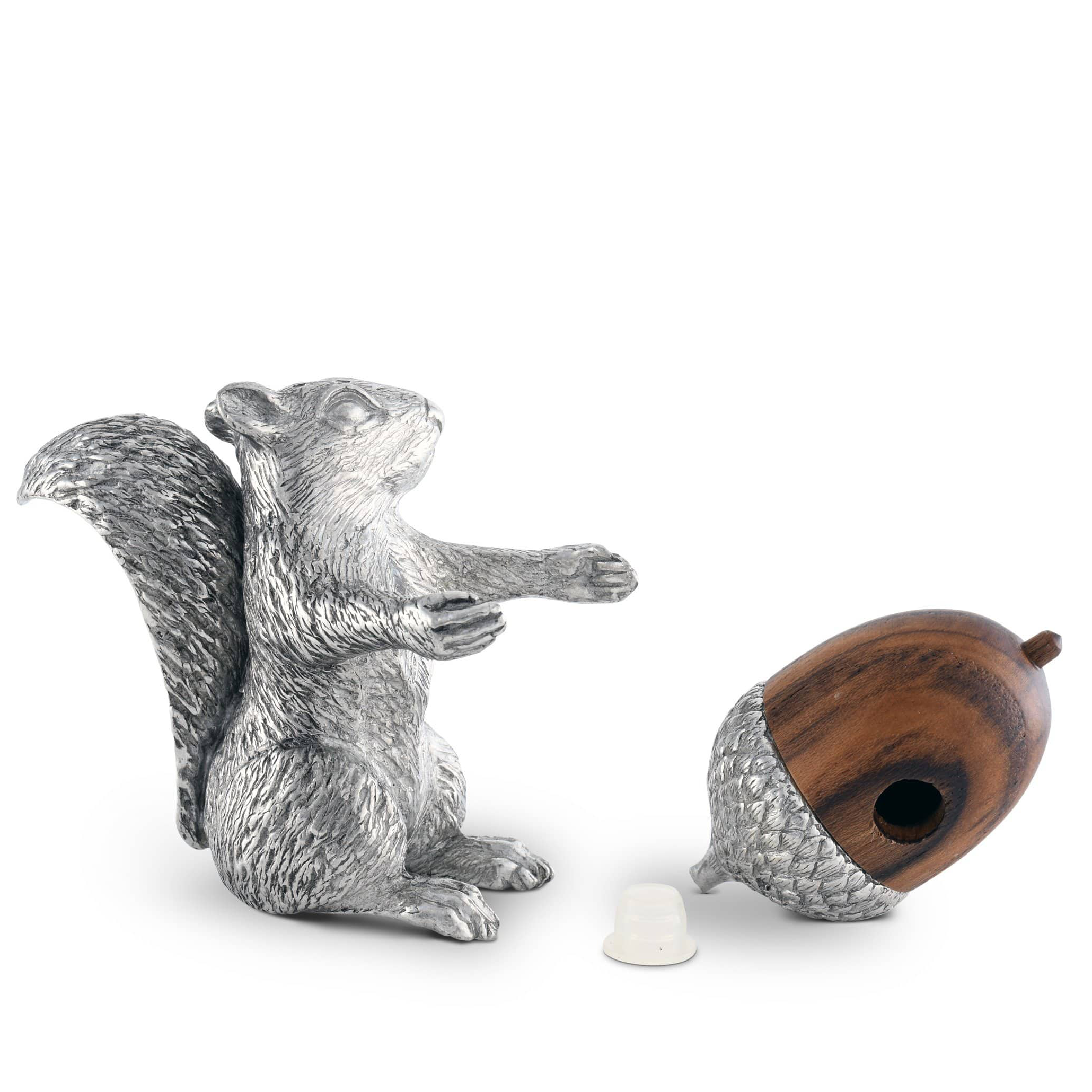 Squirrel With Wood Acorn Salt & Pepper Set