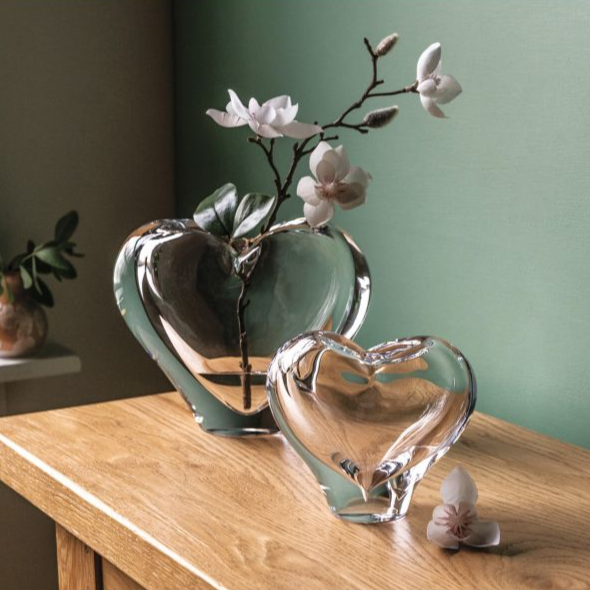 Romance Heart Vase