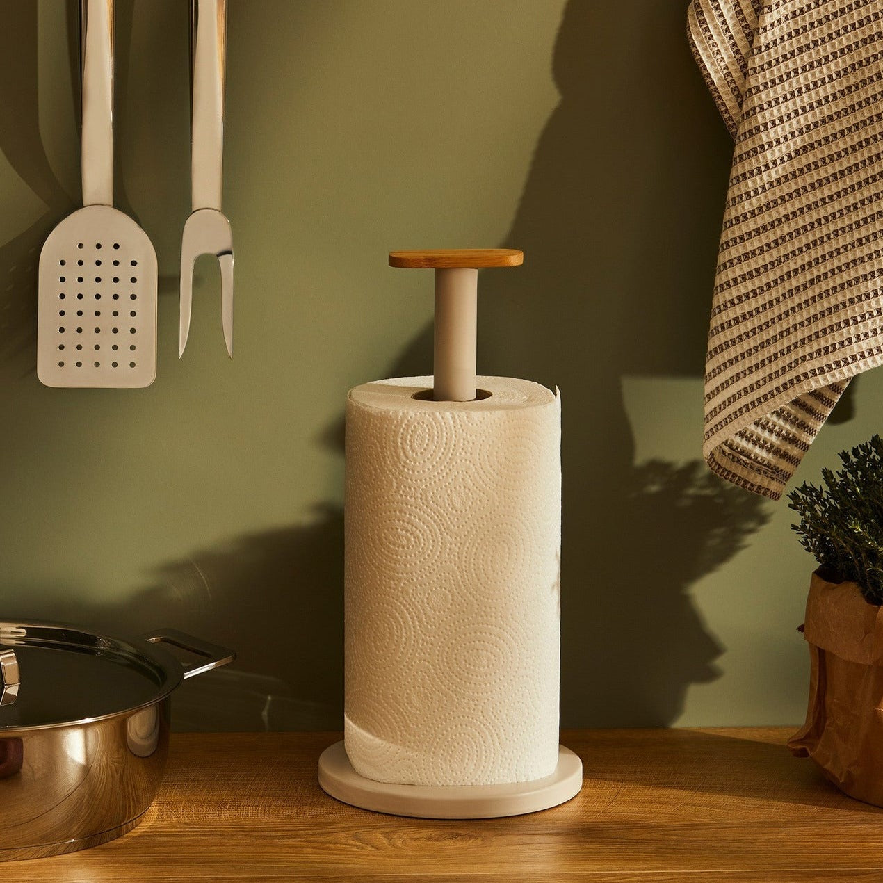 Mattina Kitchen Roll Holder