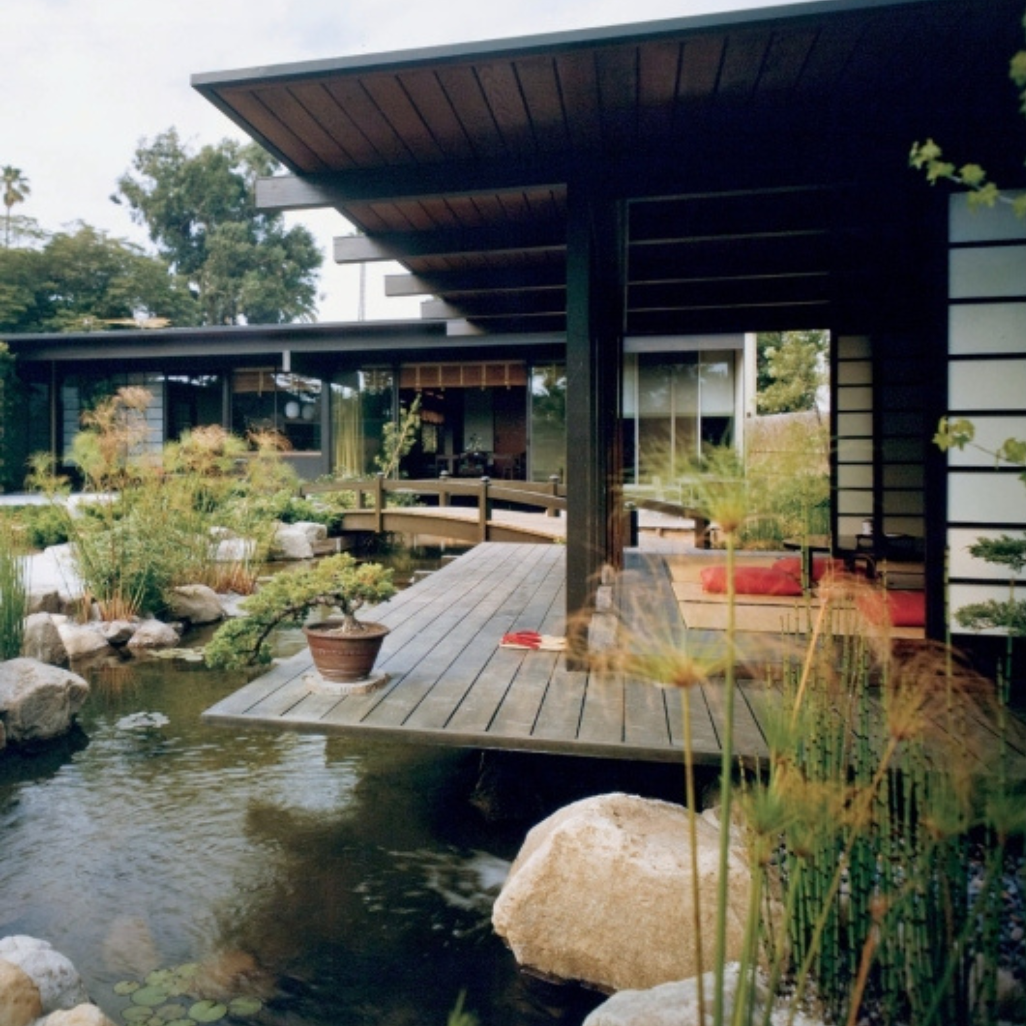 The Modern Garden: The Outdoor Architecture of Mid-Century America