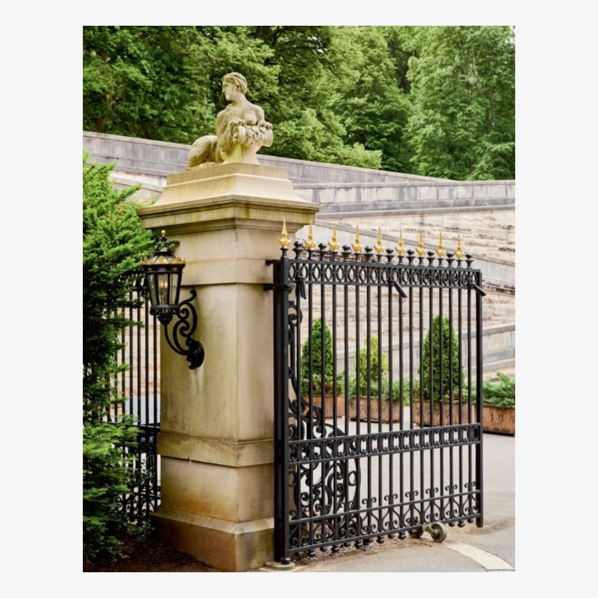 Biltmore House: The Interiors and Collections of George W. Vanderbilt