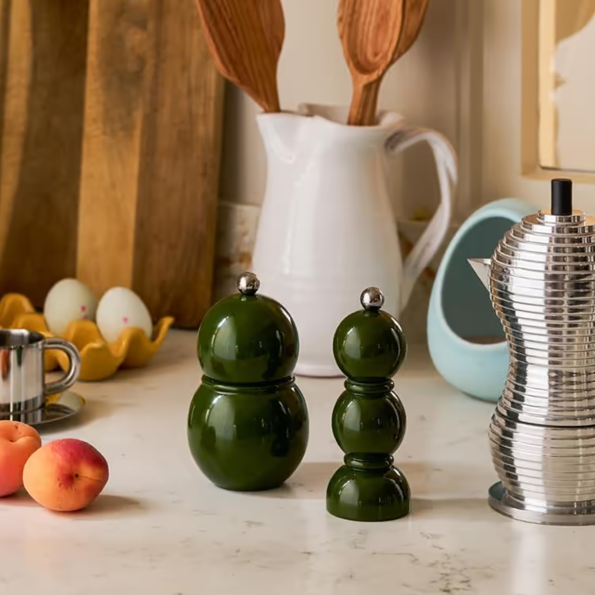 Lacquer Chubbie Salt or Pepper Grinder